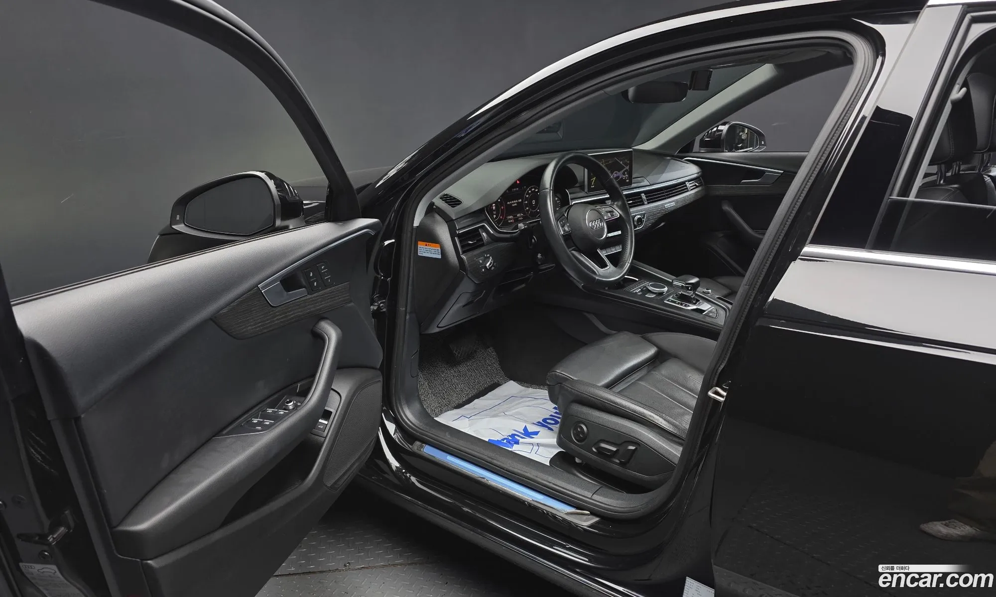Audi A4 2018 WAUZZZF41JA181209 — 14