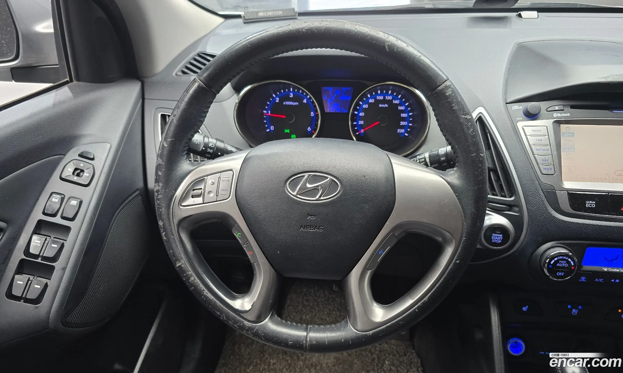 Hyundai Tucson ix 2011 — 12