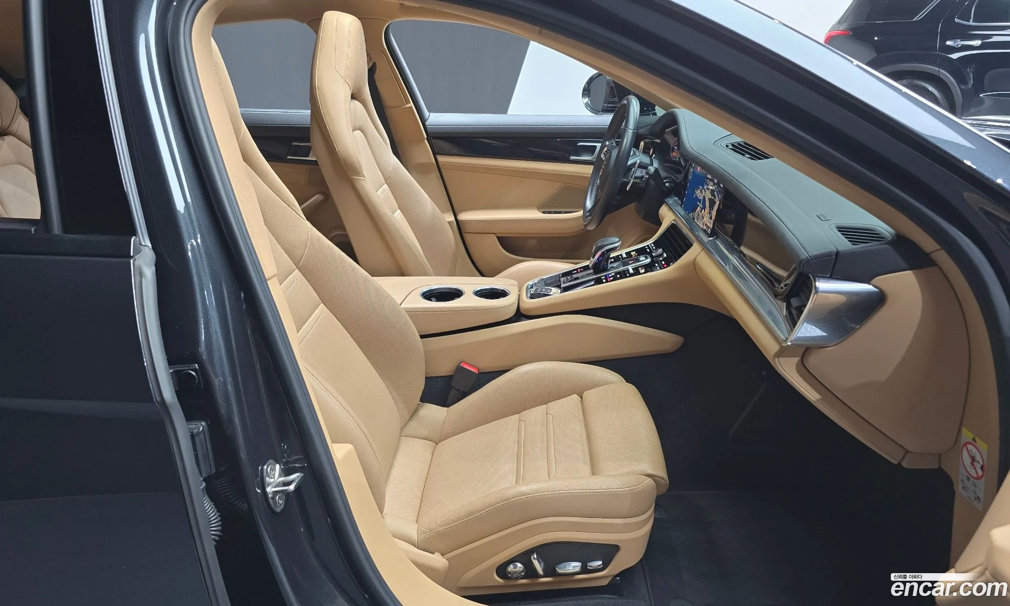 Porsche Panamera 2021 — 3