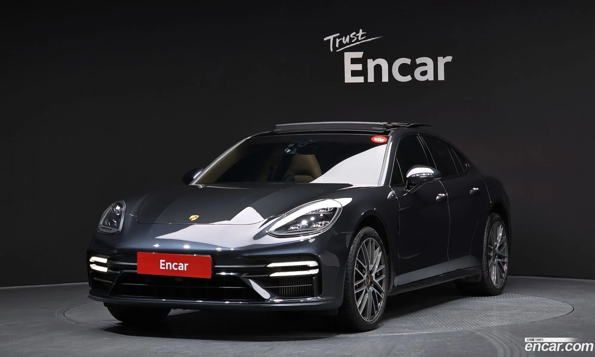 Porsche Panamera 2021 — 10