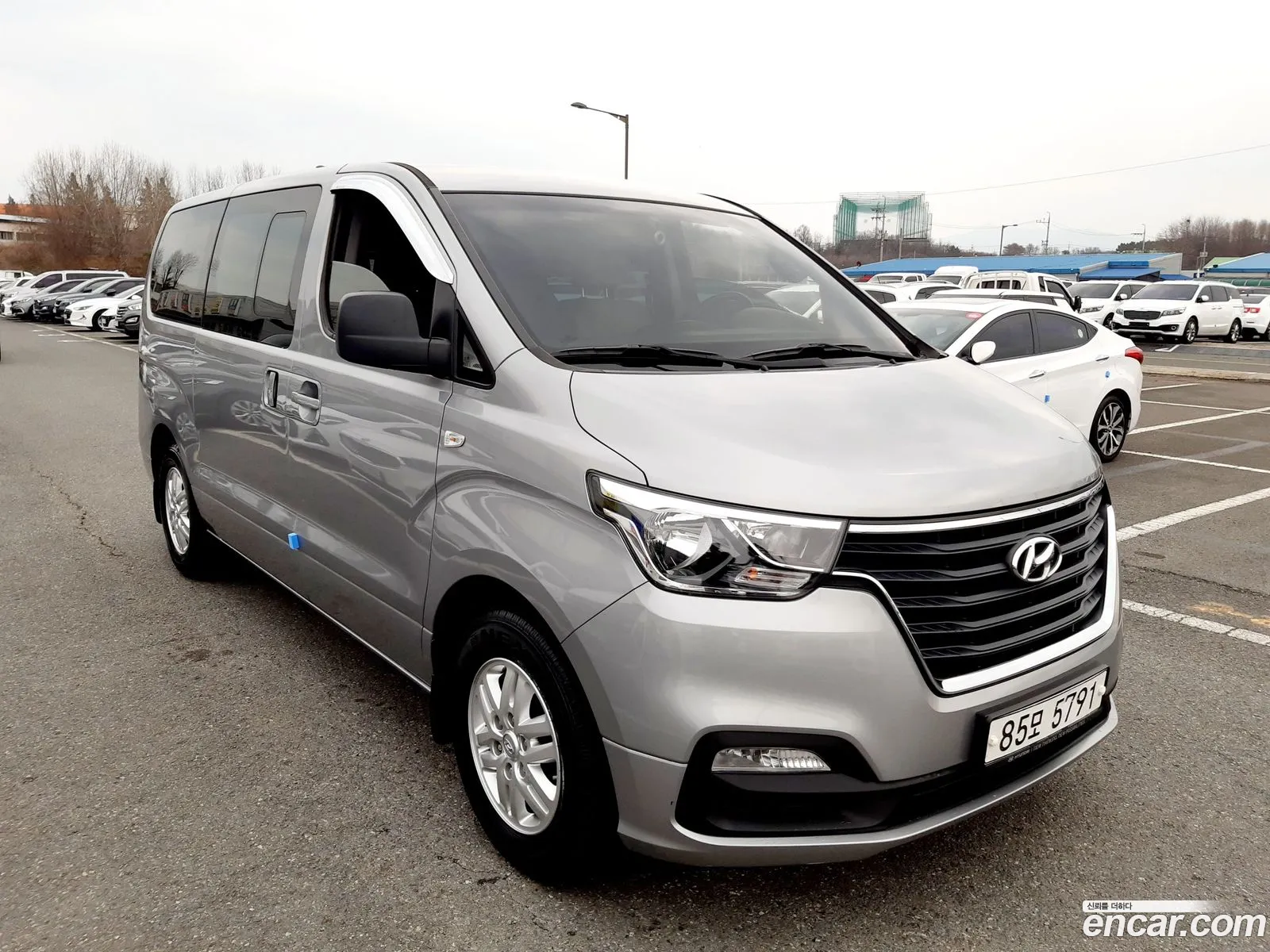 Hyundai Grand Starex 2019 — 12