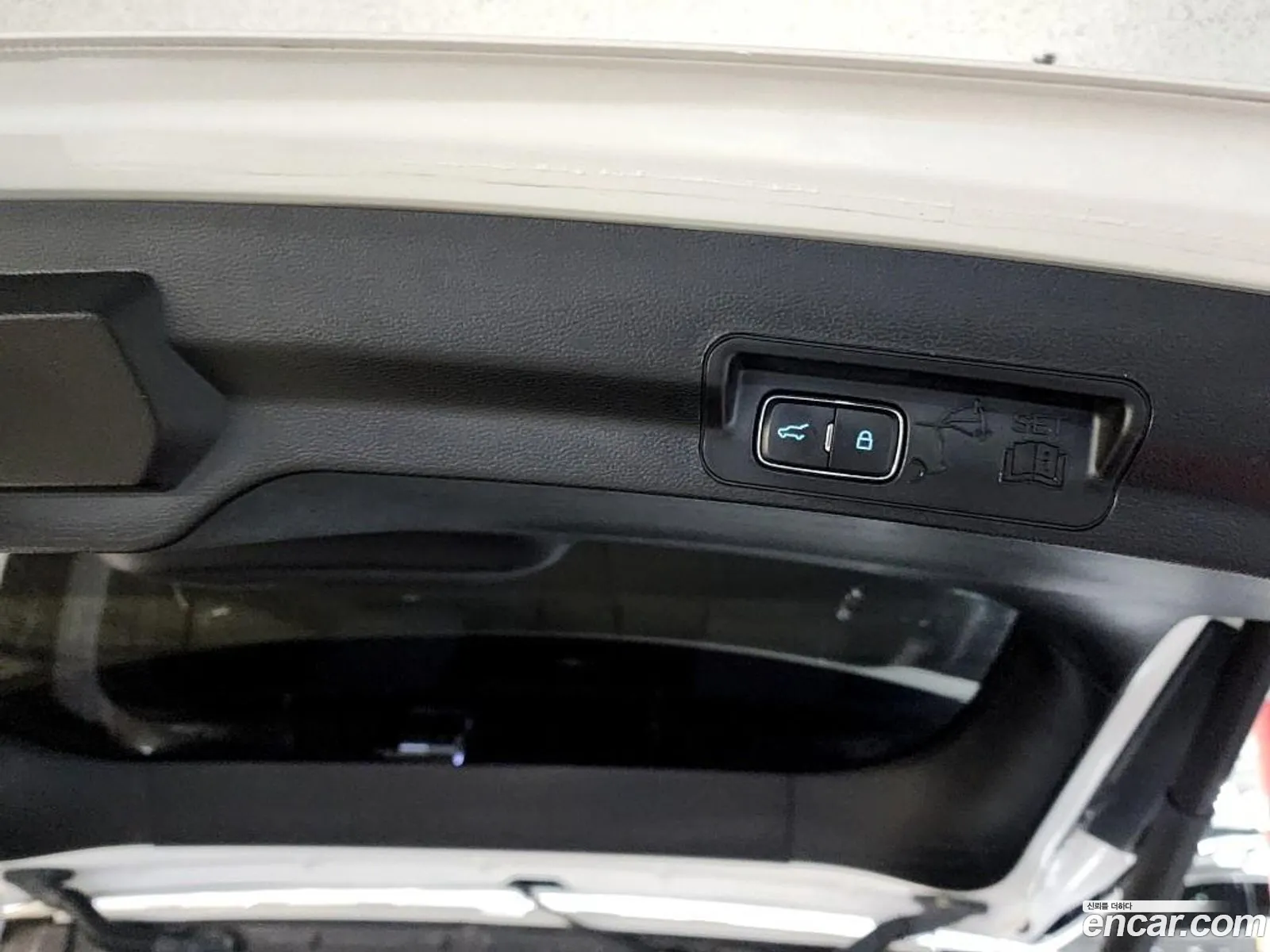 Ford Explorer 6th Gen 2020 — 11