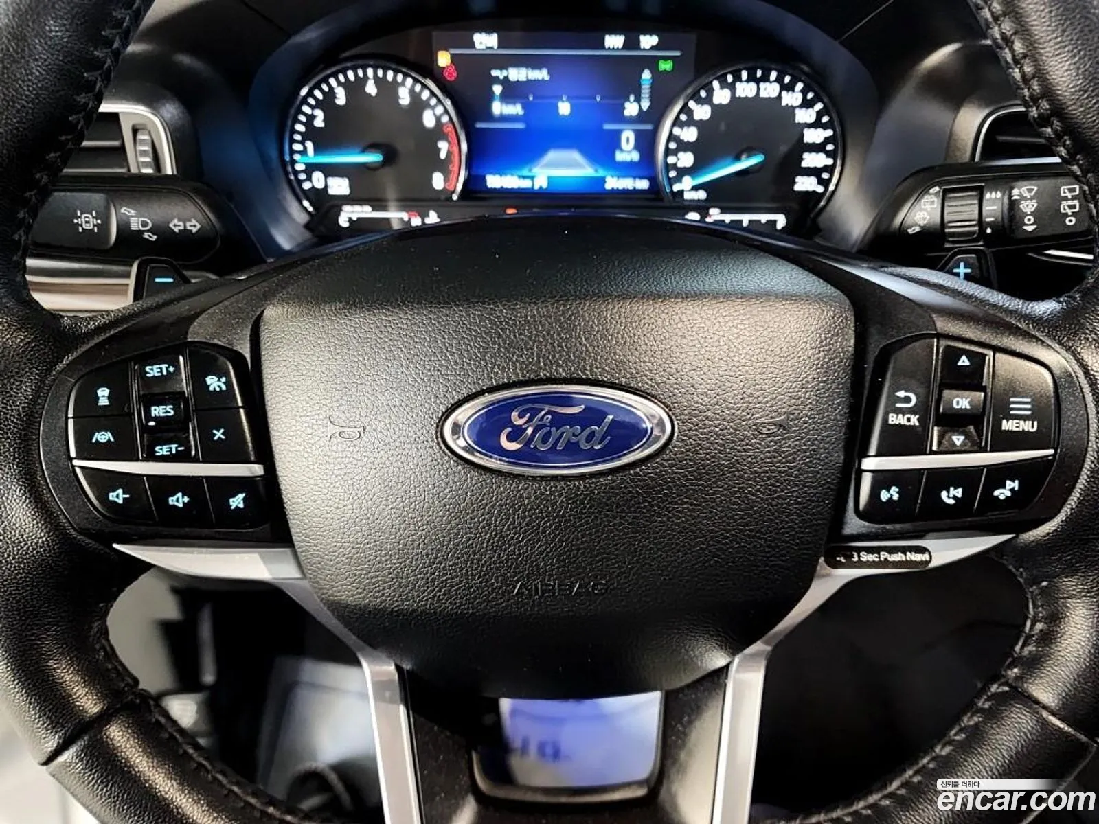 Ford Explorer 6th Gen 2020 — 5