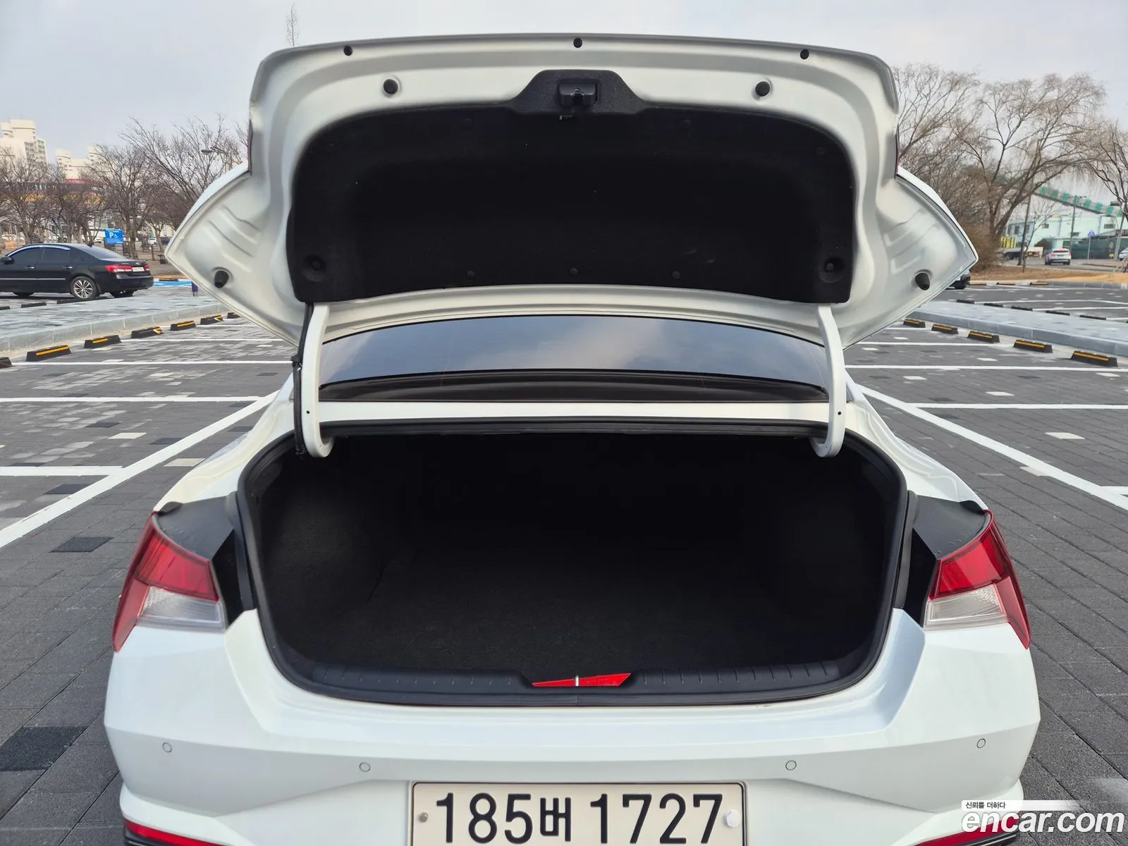 Hyundai Elantra 2022 — 7