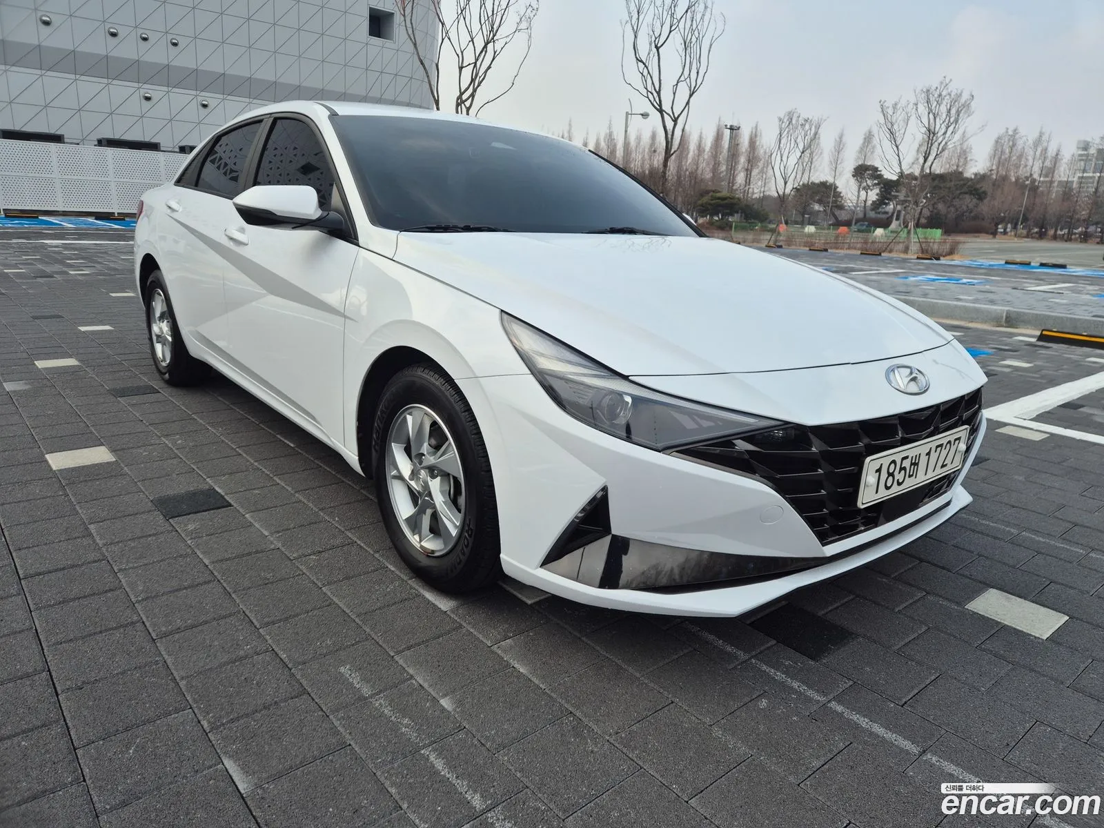 Hyundai Elantra 2022 — 15