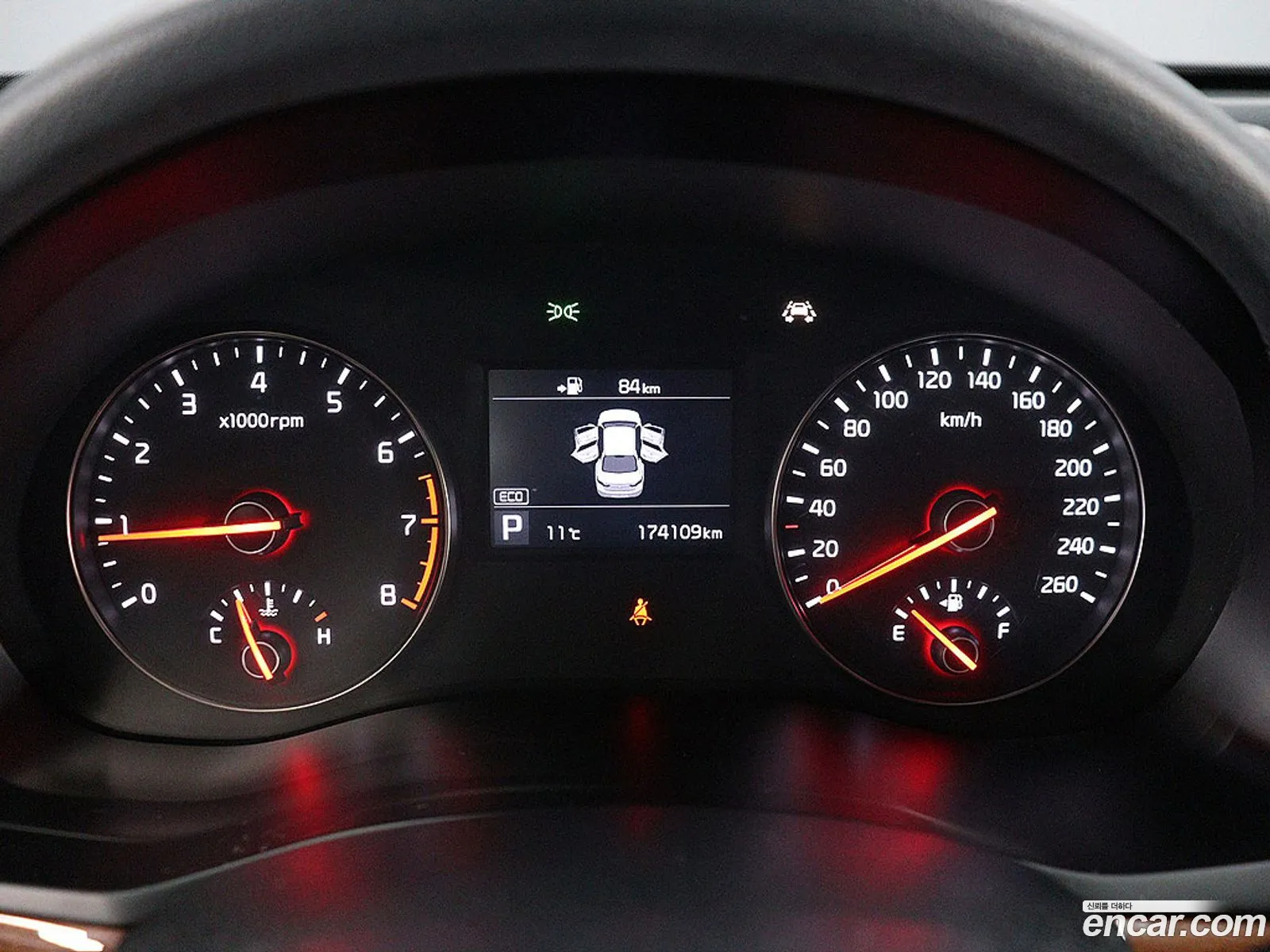 Kia K7 2017 — 12