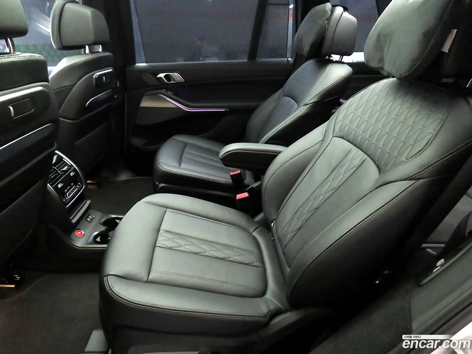 BMW X7 2025 — 7