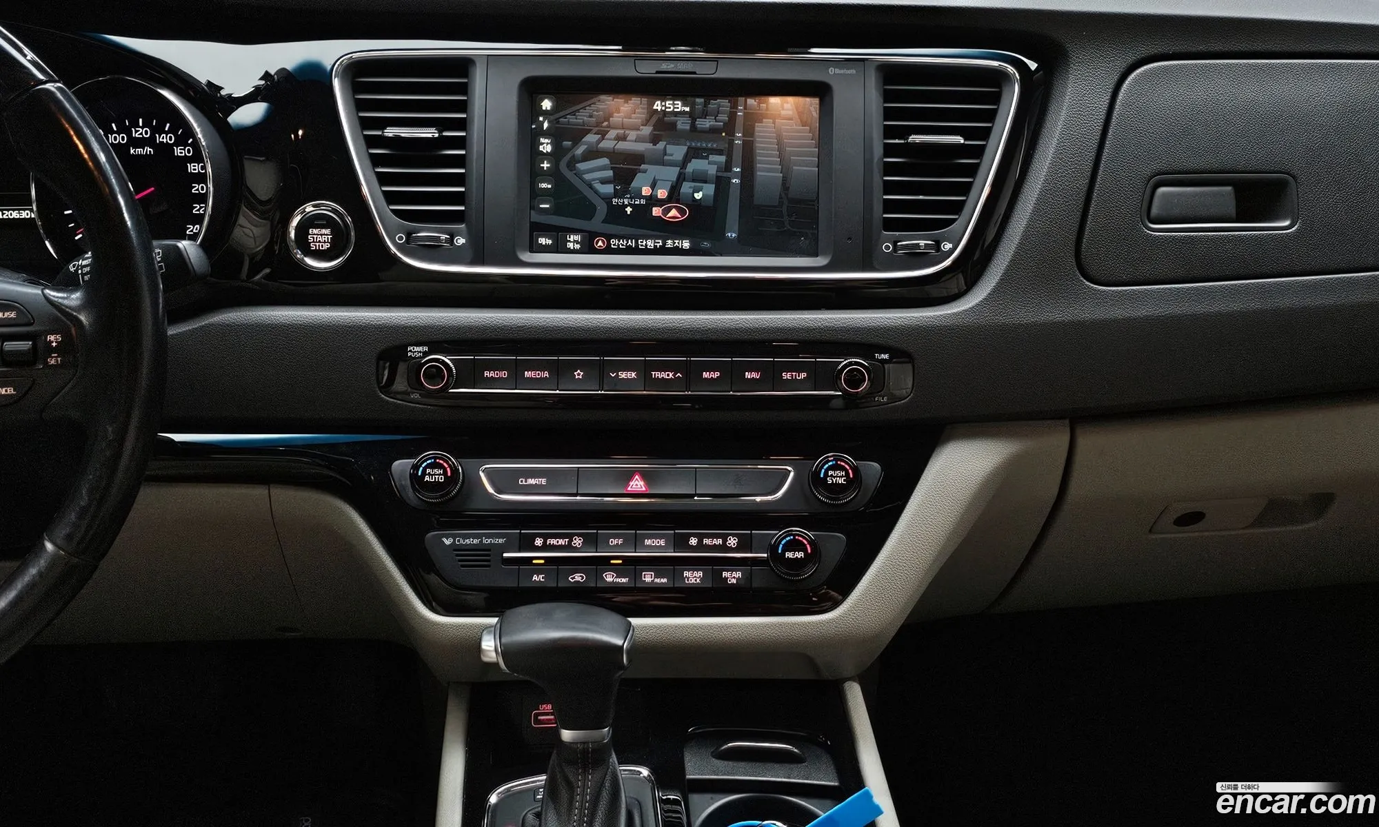 Kia Carnival 2017 KNAMB81ABJS392411 — 14
