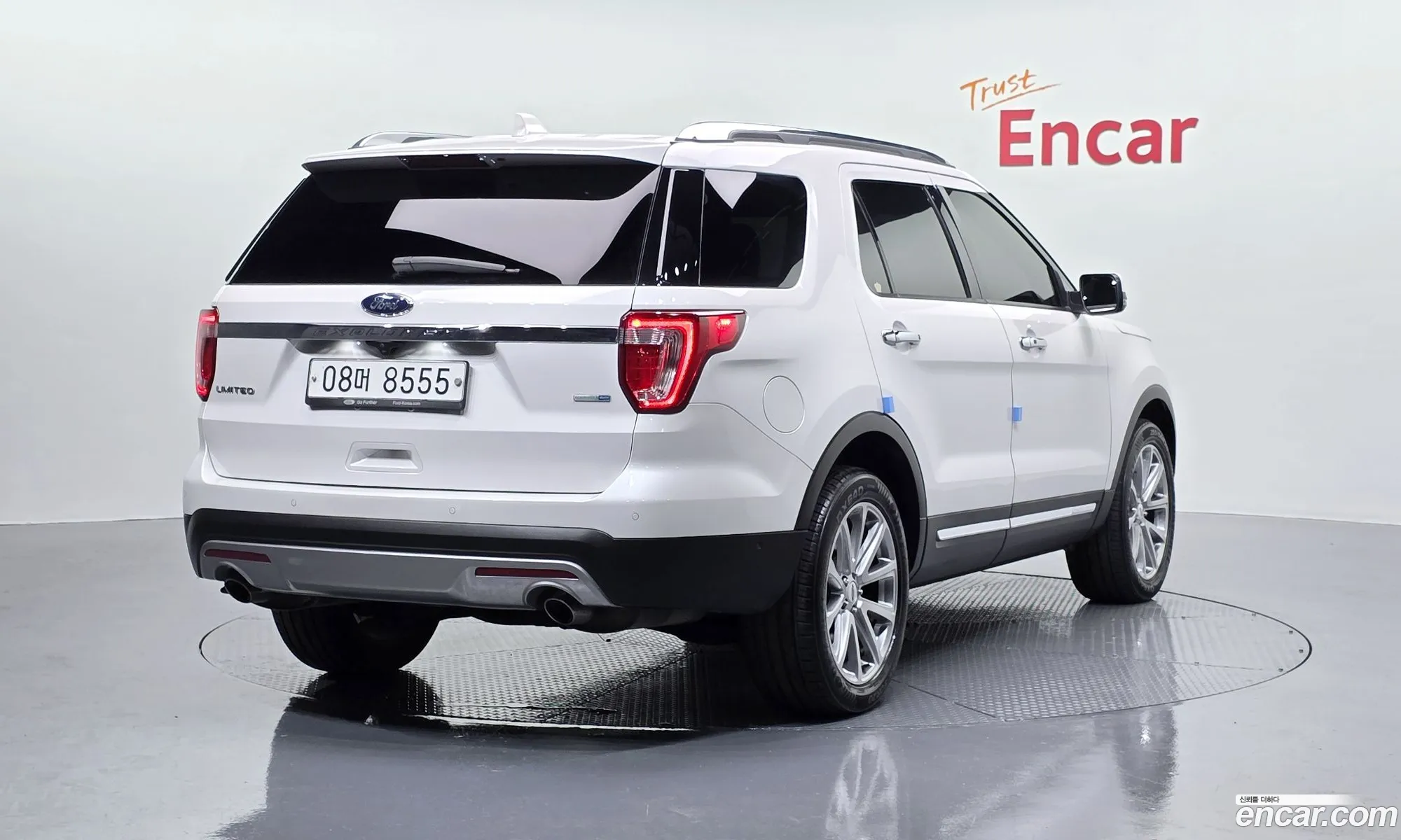 Ford Explorer 2017 1FM5K8FHXHGC12141 — 6