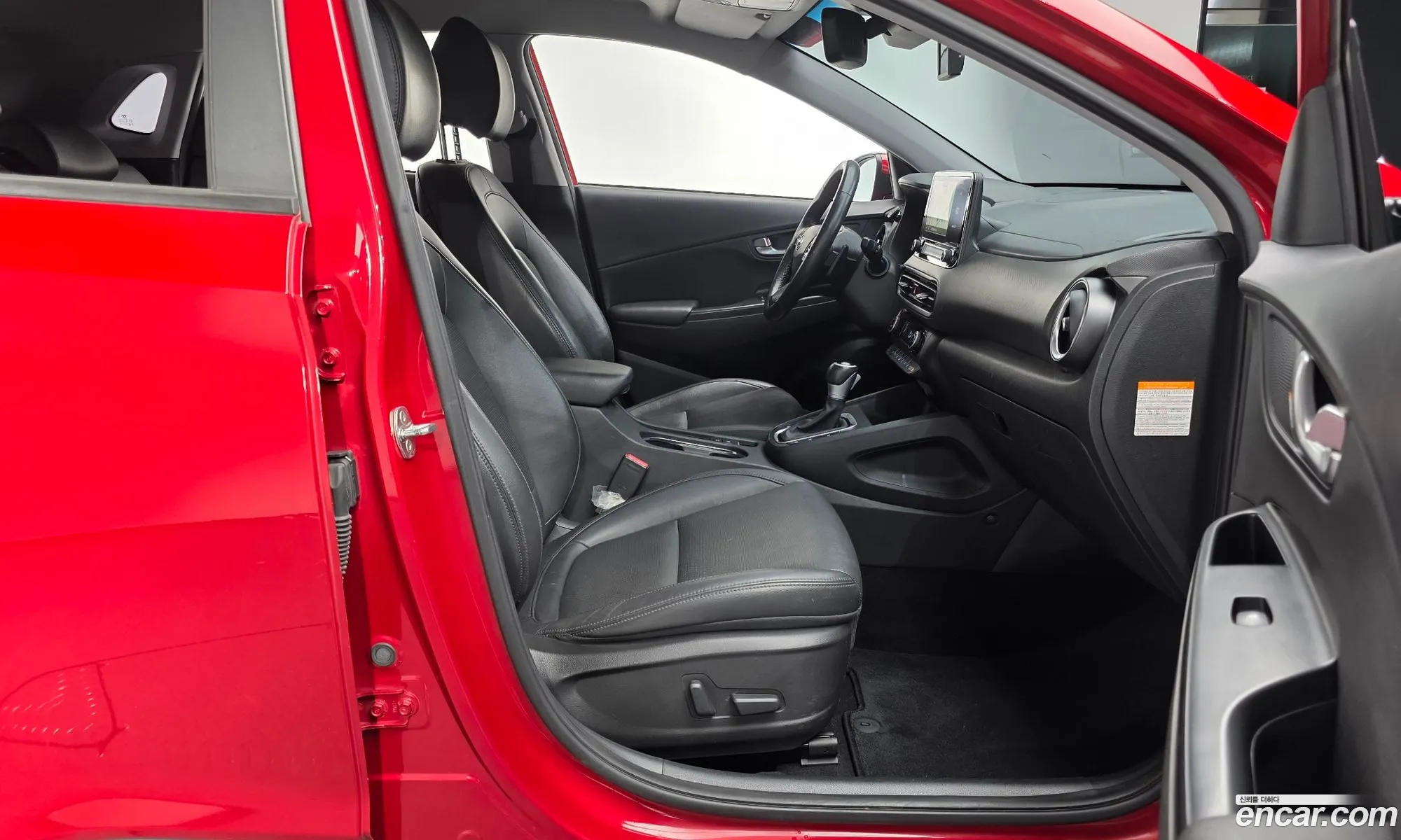 Hyundai Kona Hybrid 2020 — 18