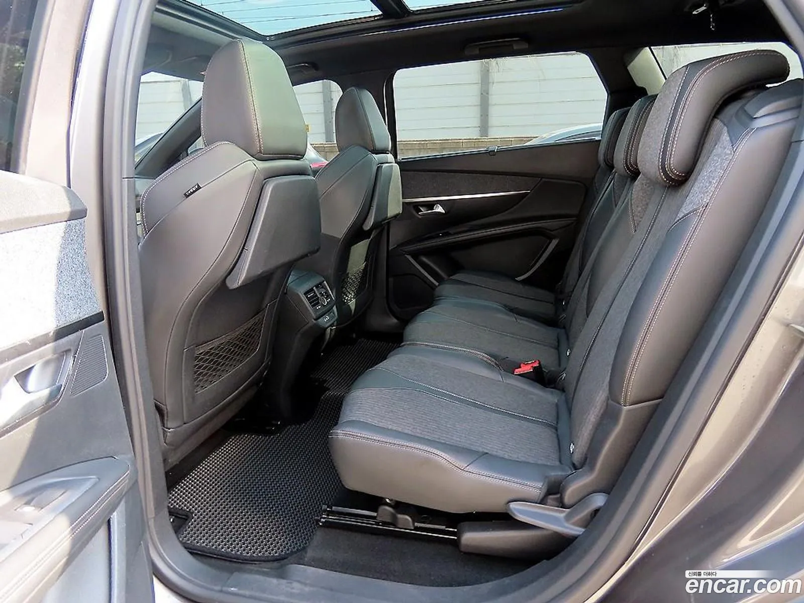 Peugeot 5008 2018 — 19