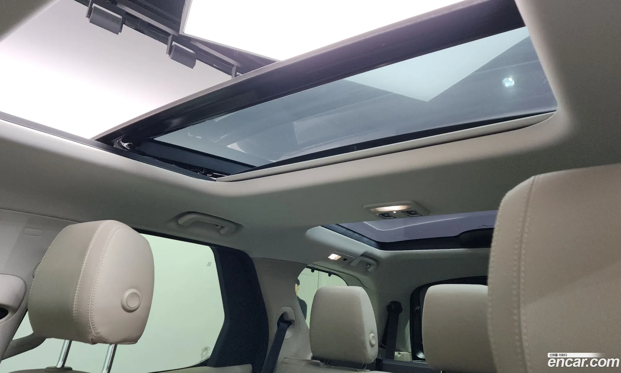 Land Rover Discovery 5 2019 SALRA2BK5K2405723 — 5