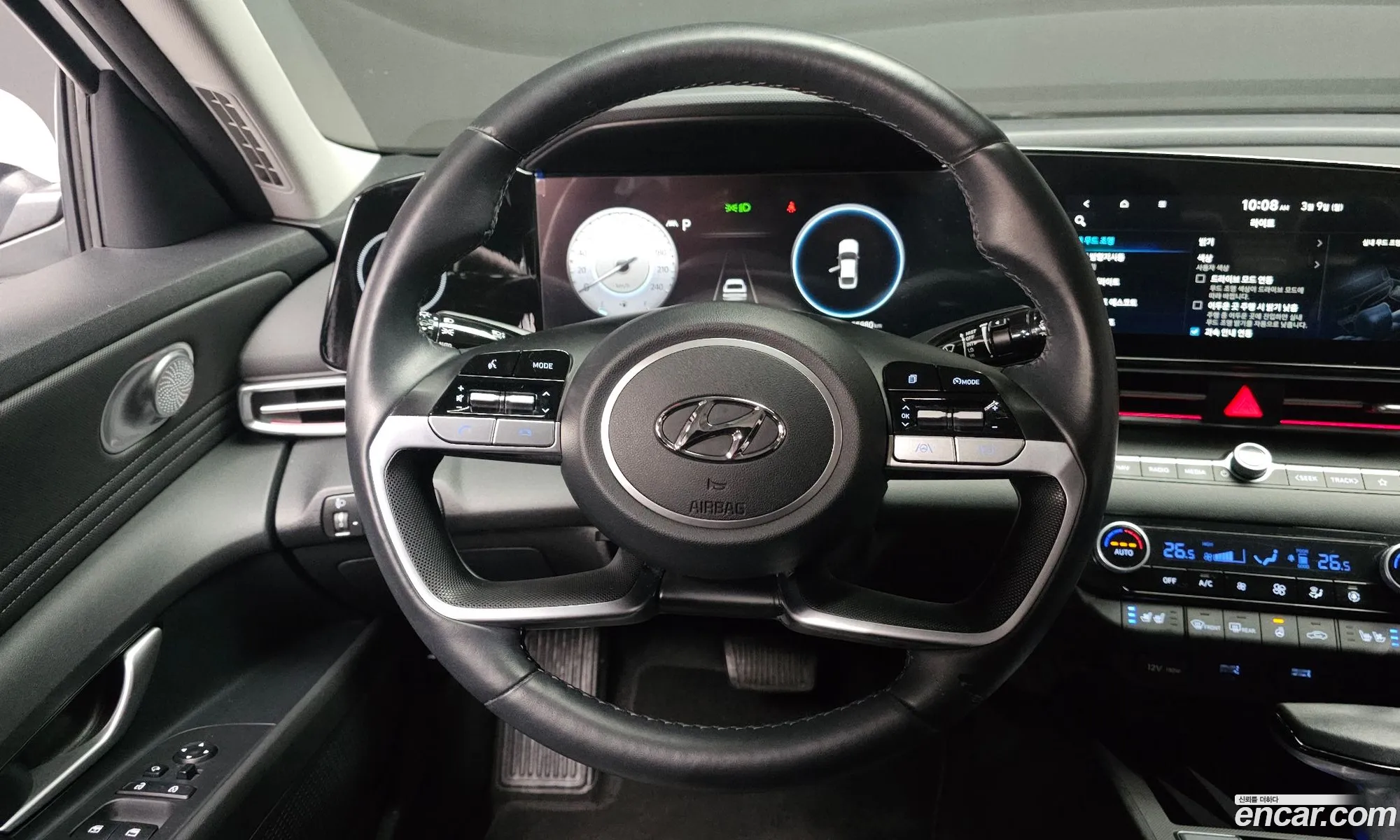 Hyundai Elantra 2022 — 4