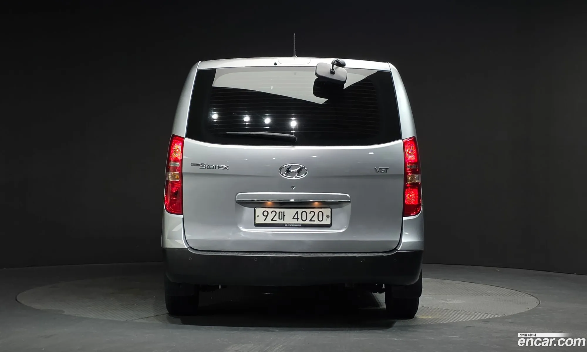 Hyundai Grand Starex 2019 — 17