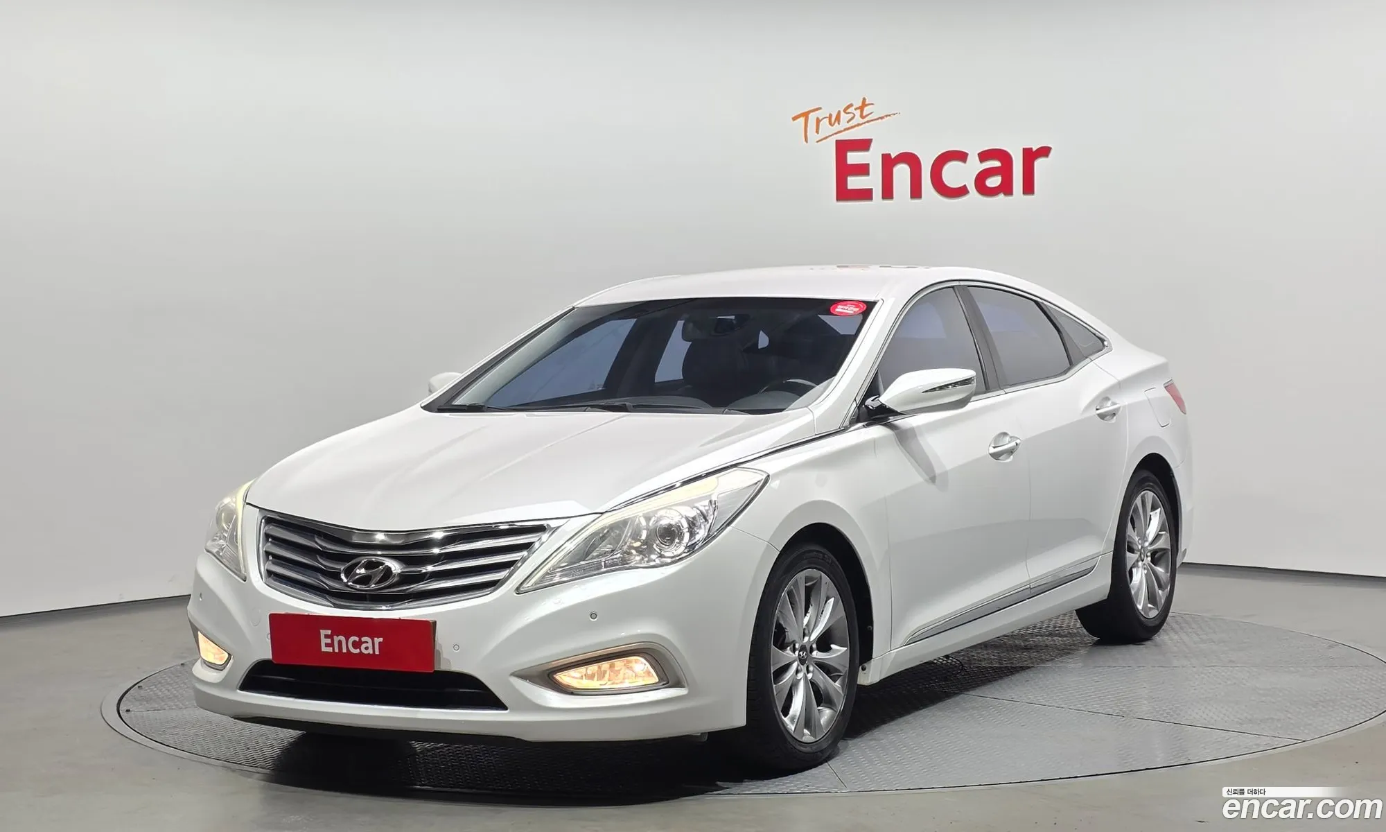 Hyundai Grandeur HG 2012 — 19