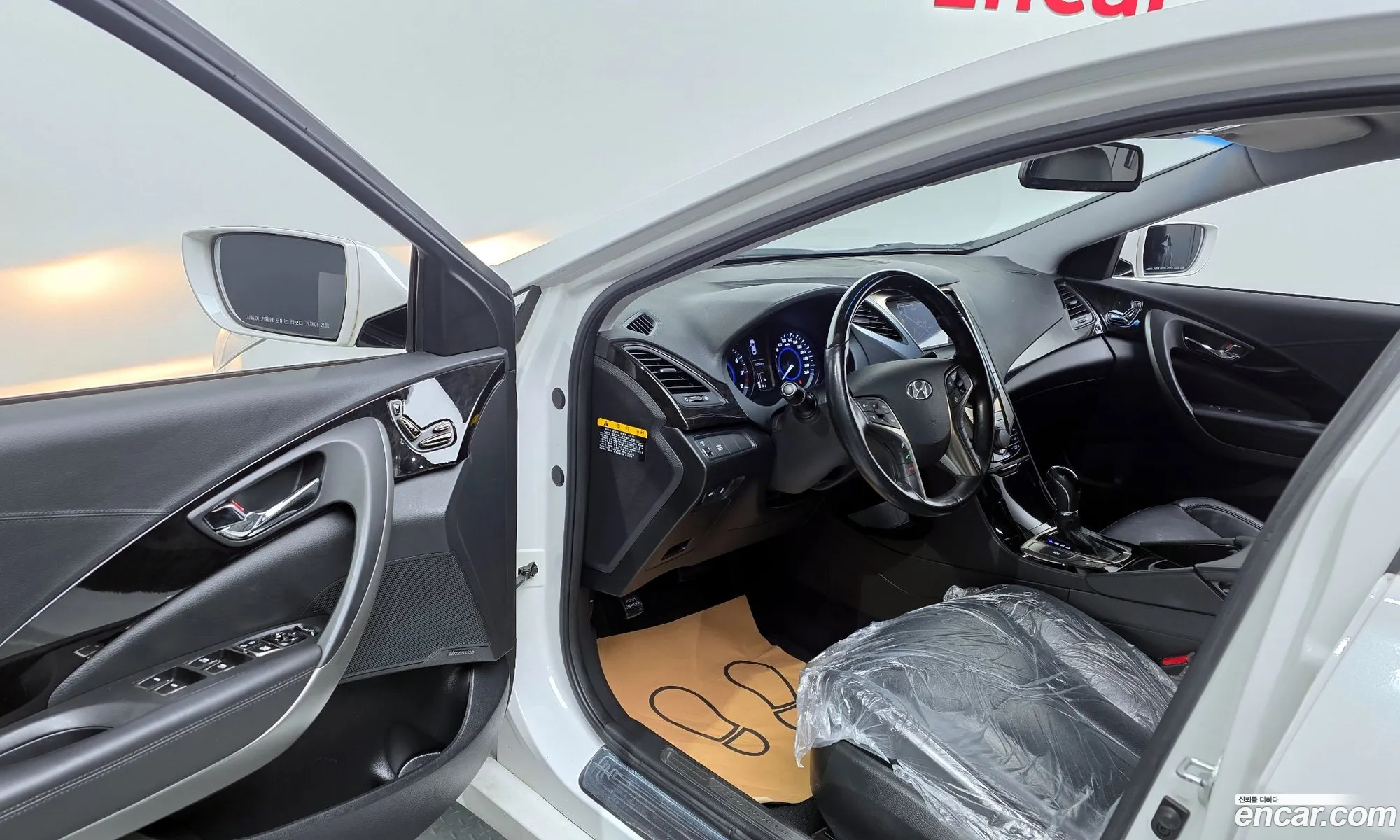 Hyundai Grandeur HG 2012 — 13