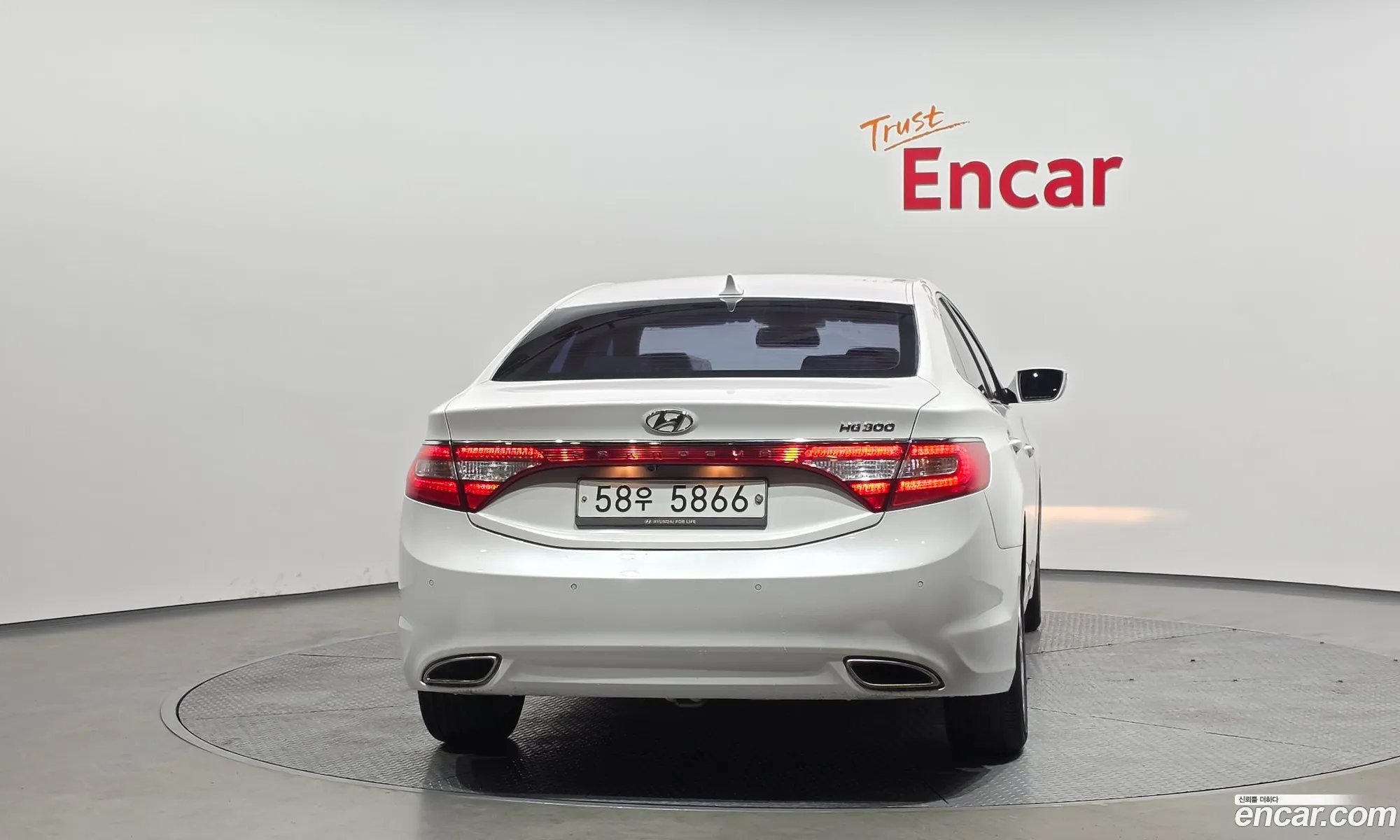 Hyundai Grandeur HG 2012 — 11