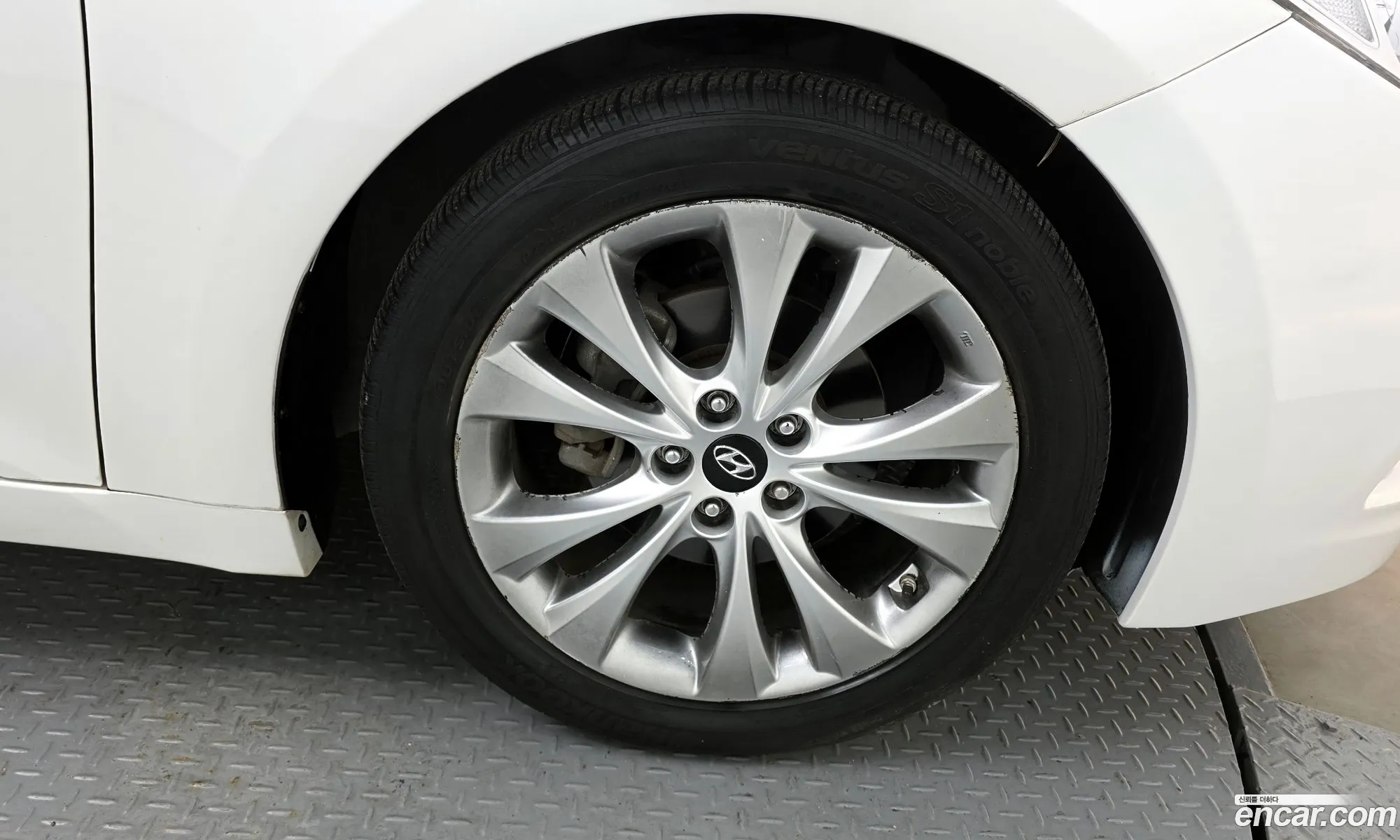 Hyundai Grandeur HG 2012 — 7