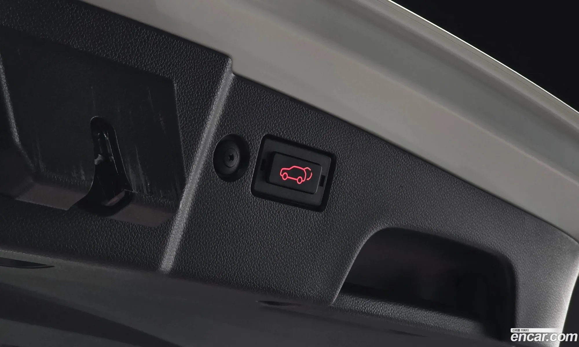 KG Mobility (SsangYong) Torres 2023 — 18