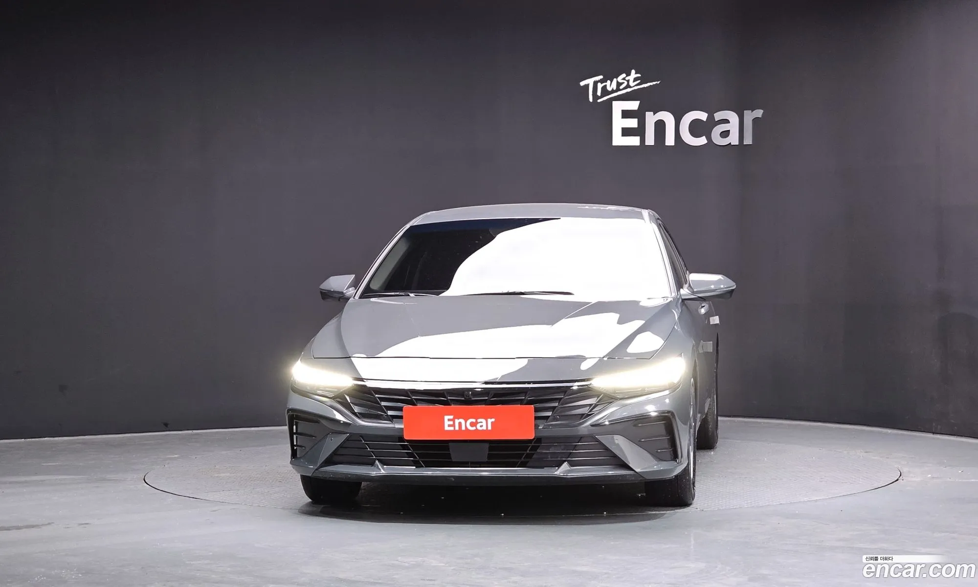 Hyundai Elantra 2024 — 4
