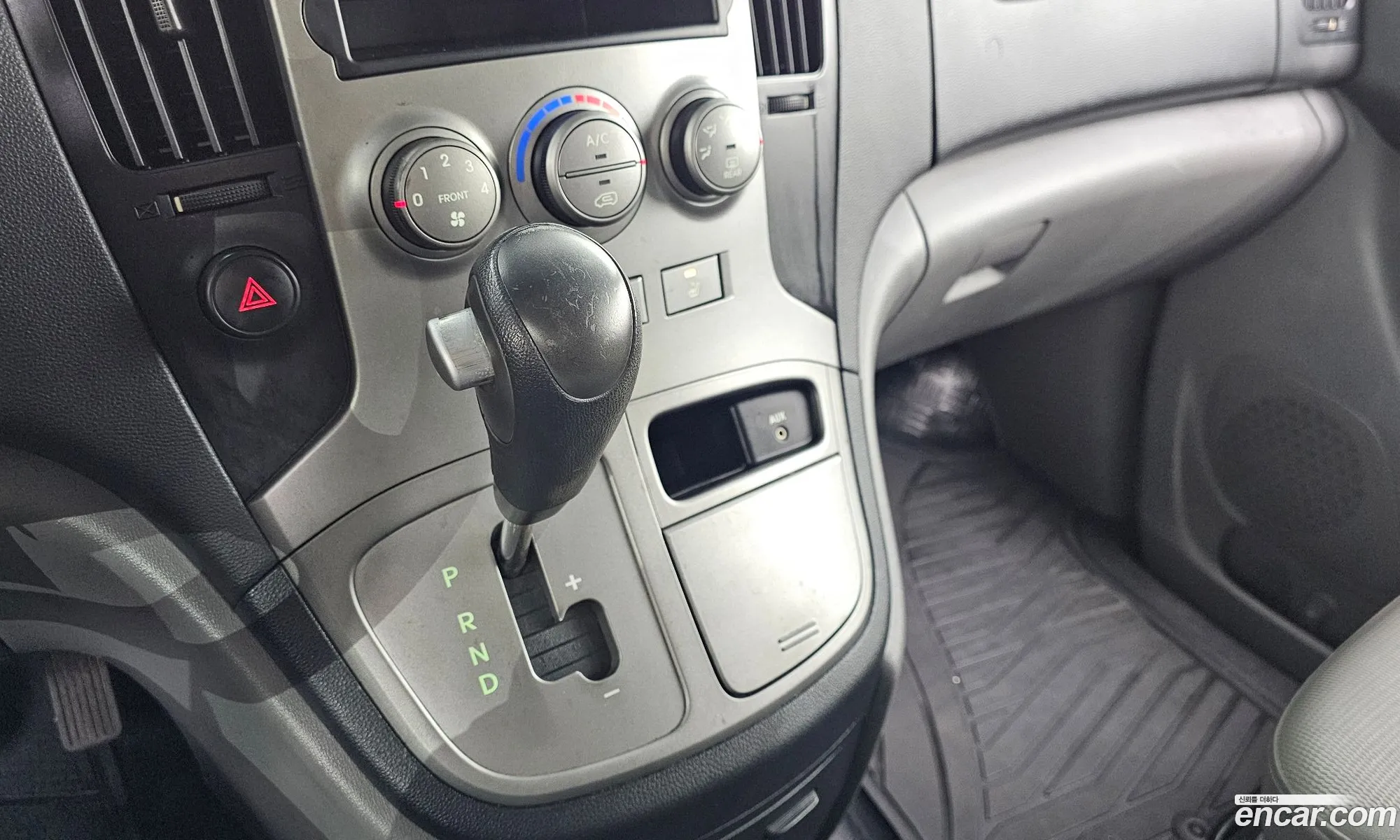 Hyundai Grand Starex 2007 — 11