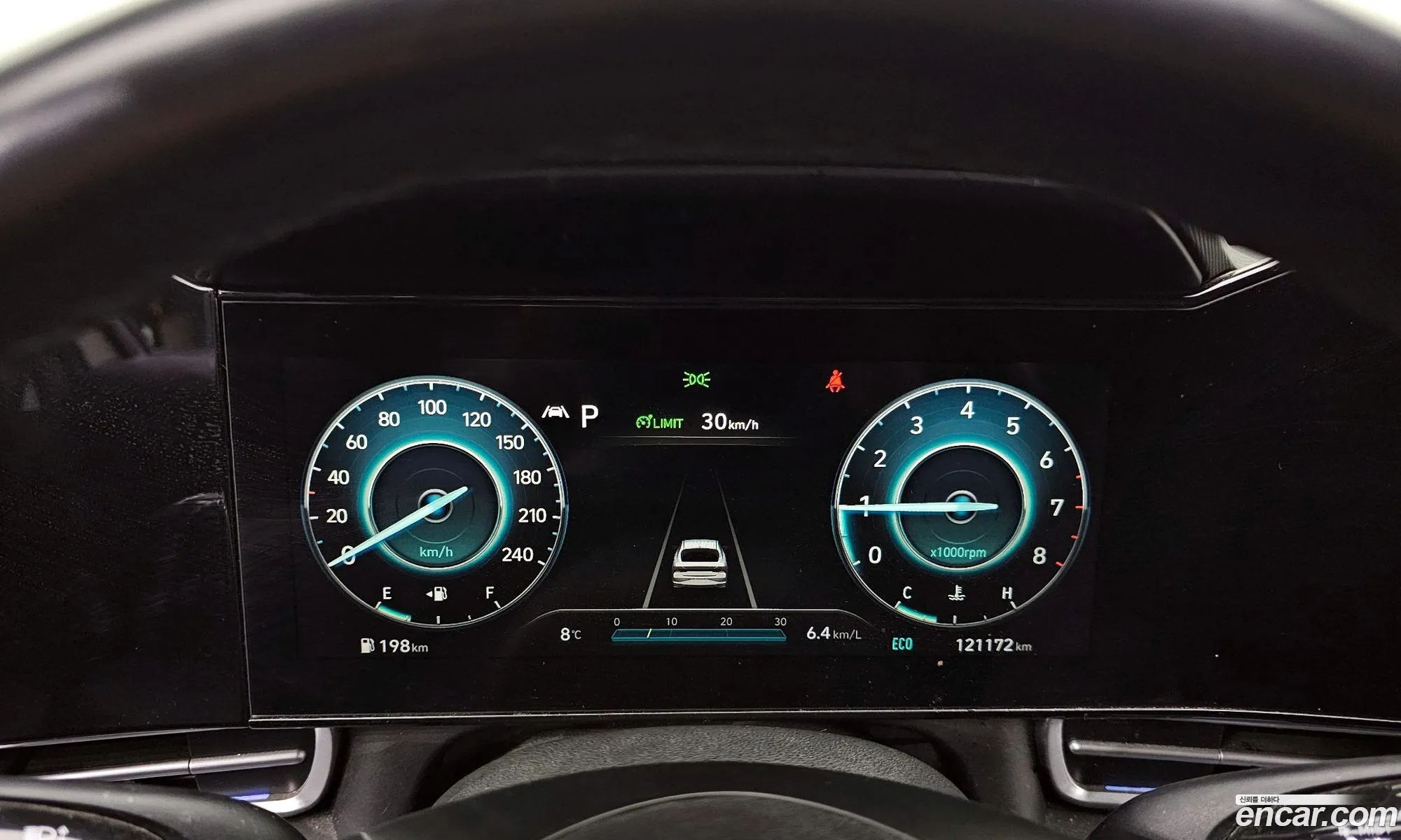 Hyundai Elantra 2020 — 20