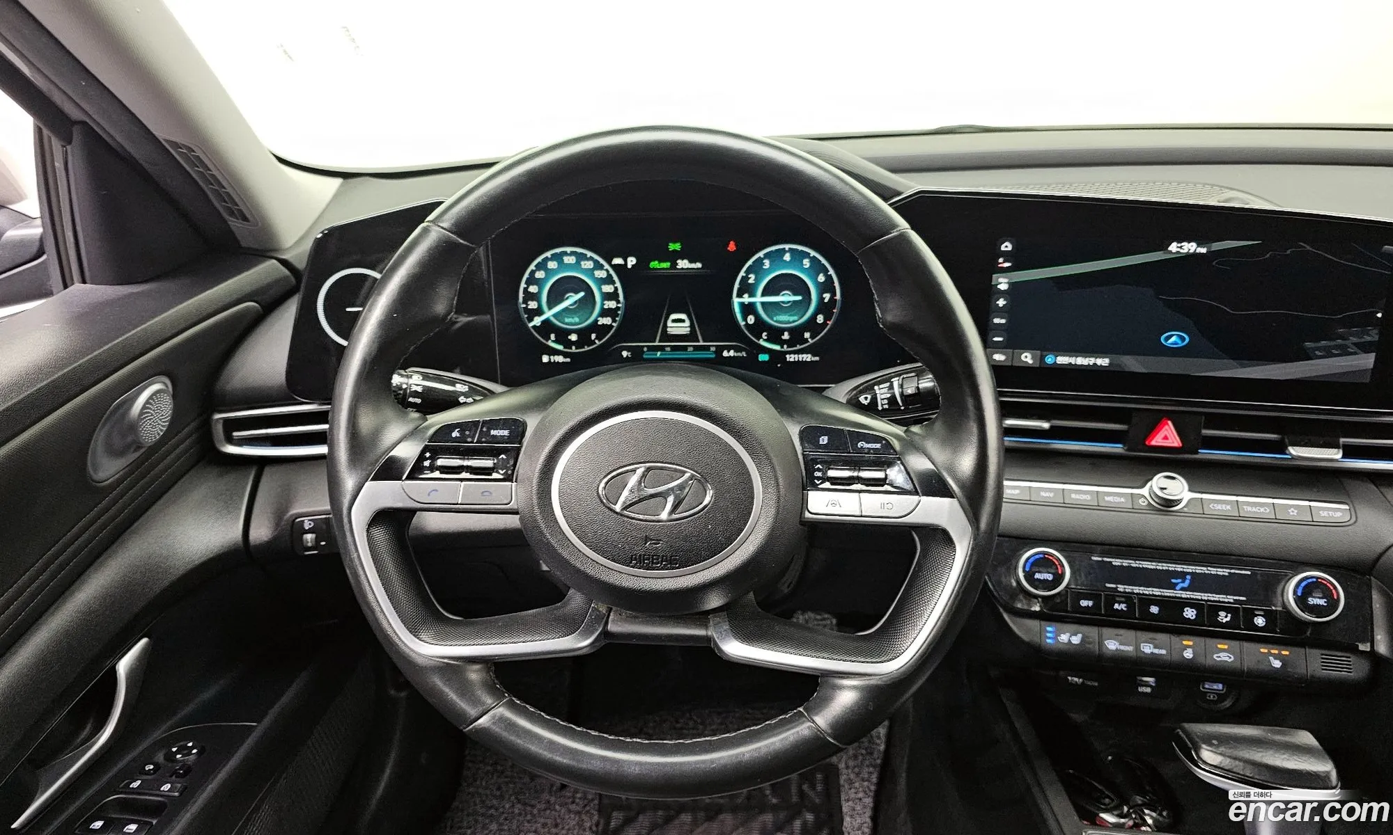 Hyundai Elantra 2020 — 15