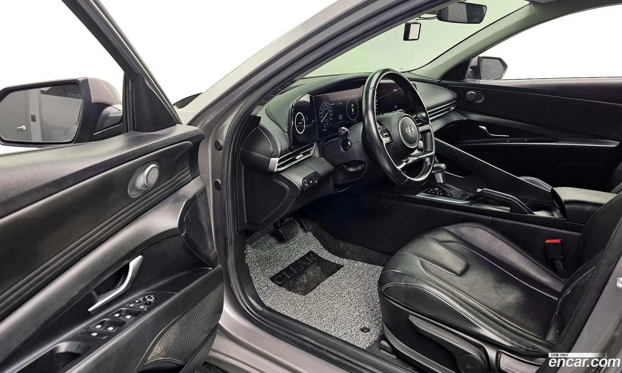 Hyundai Elantra 2020 — 5