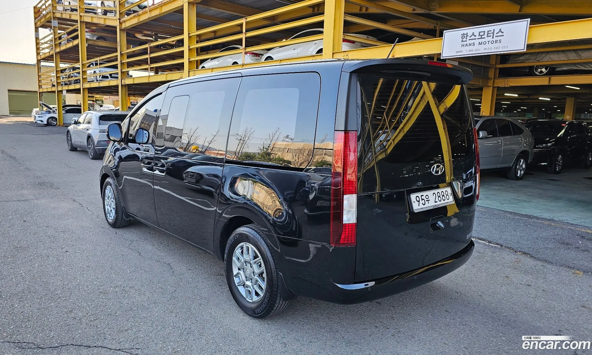 Hyundai Staria 2021 — 4