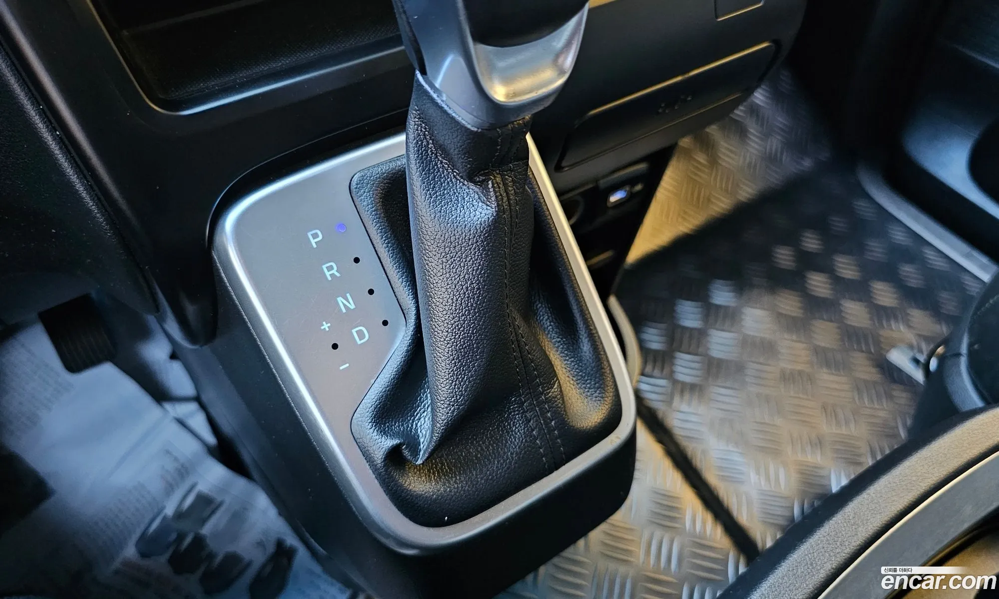 Hyundai Staria 2021 — 13