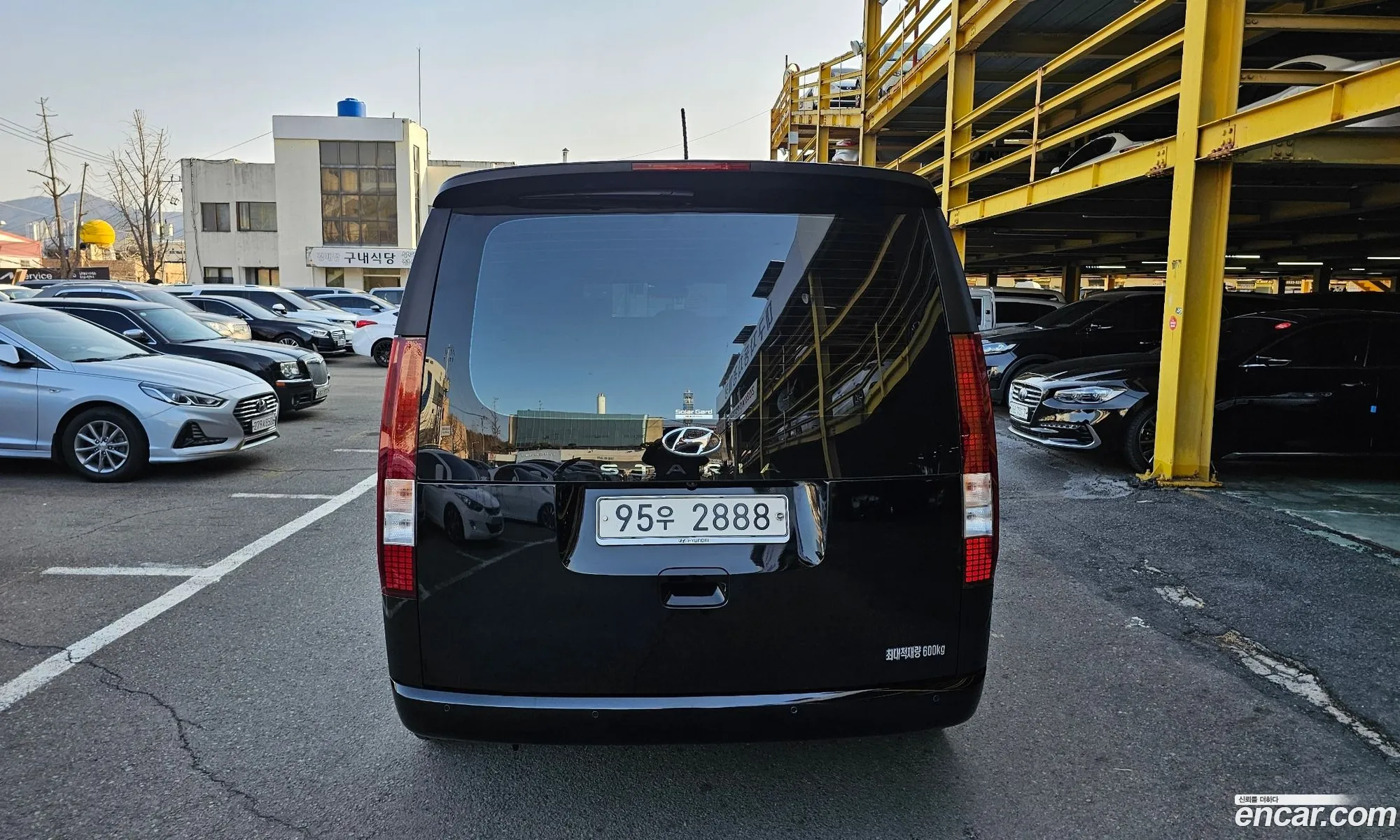 Hyundai Staria 2021 — 12