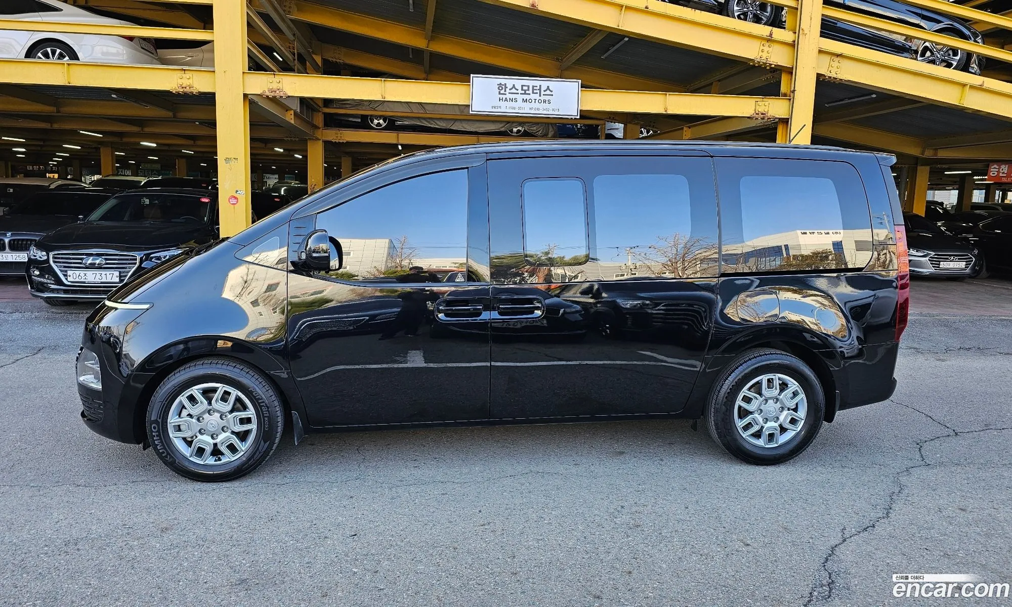 Hyundai Staria 2021 — 3