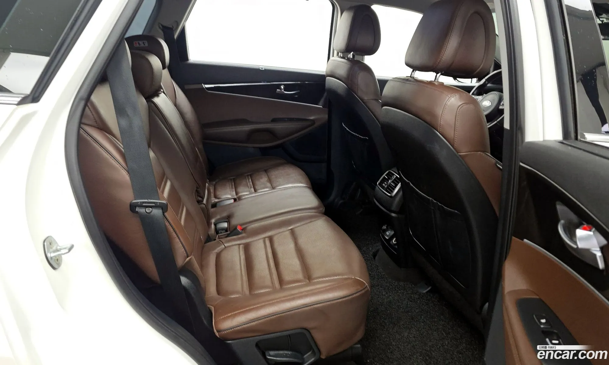 Kia Sorento 2017 KNAPK81ABHA364571 — 19