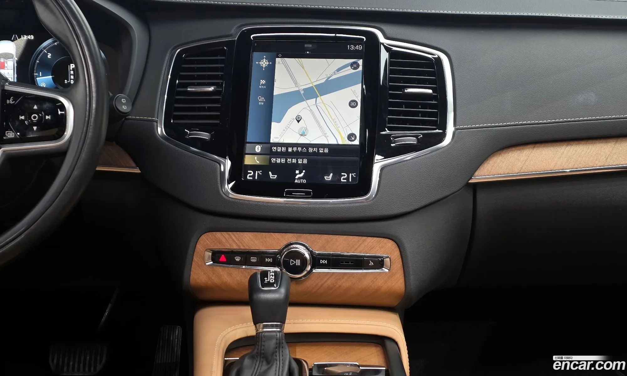 Volvo XC90 2017 YV1LF68ACJ1214089 — 20