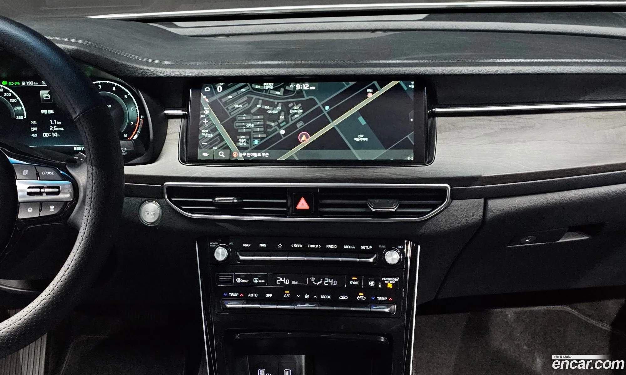 Kia K7 Premier 2020 — 16