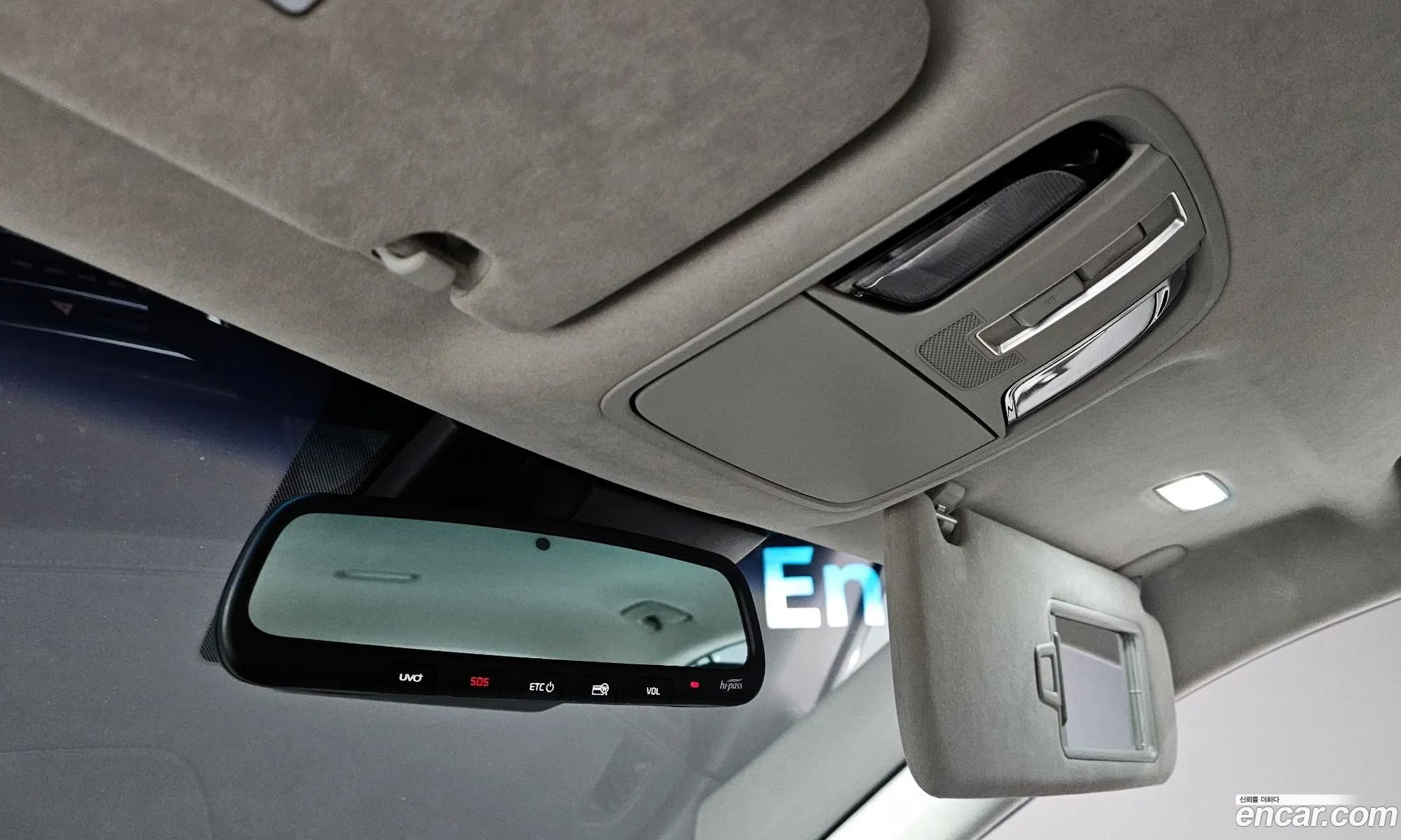 Kia K7 Premier 2020 — 9