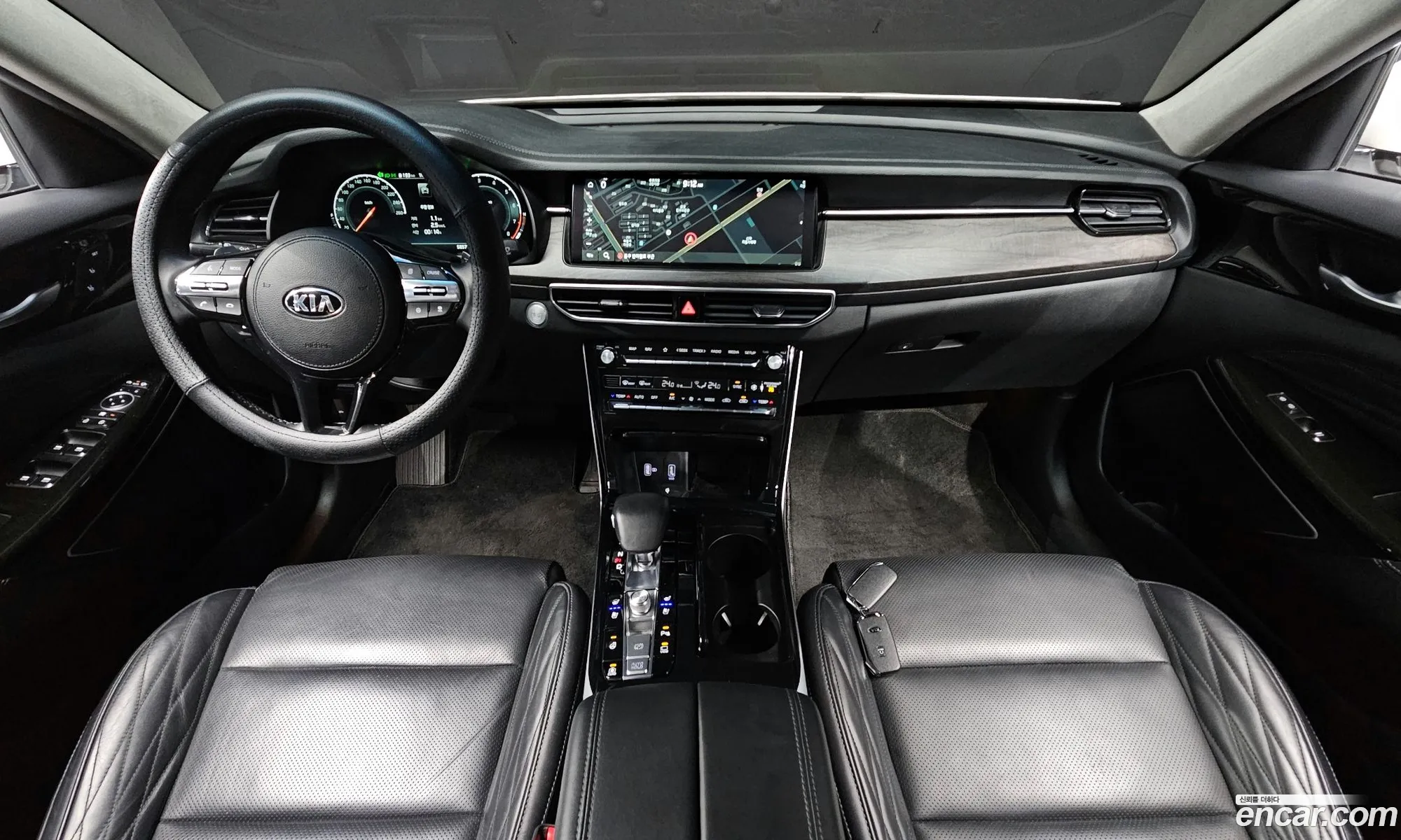Kia K7 Premier 2020 — 17