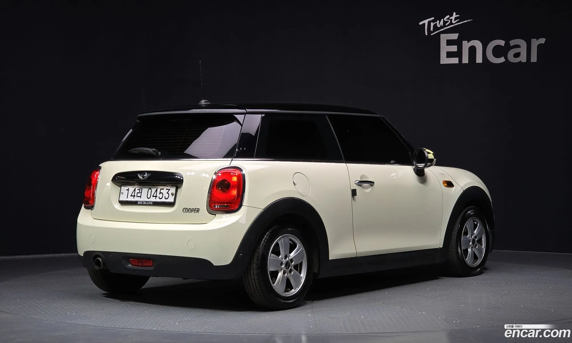 Mini Cooper 2015 — 6