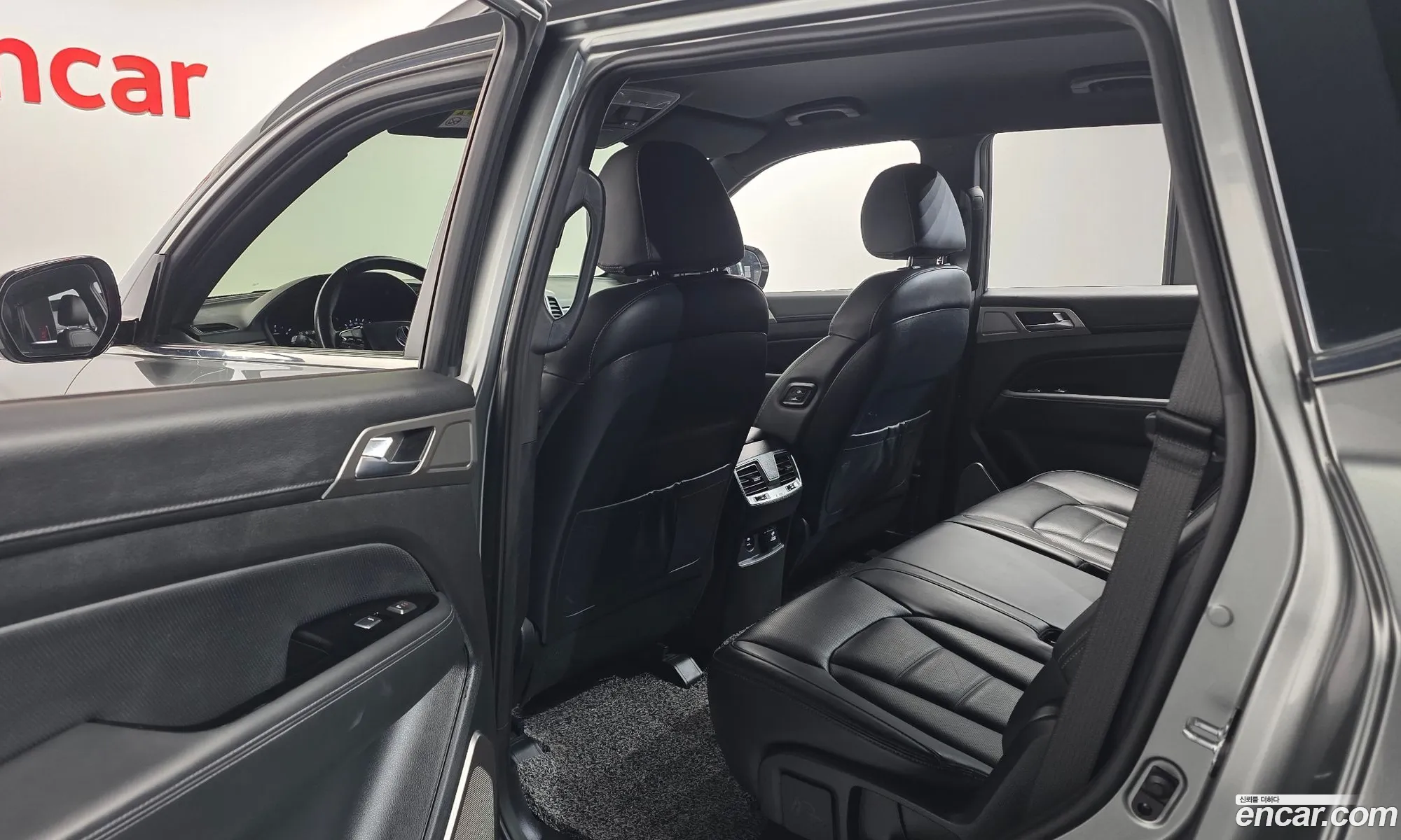 KG Mobility (SsangYong) G4 Rexton 2019 — 15