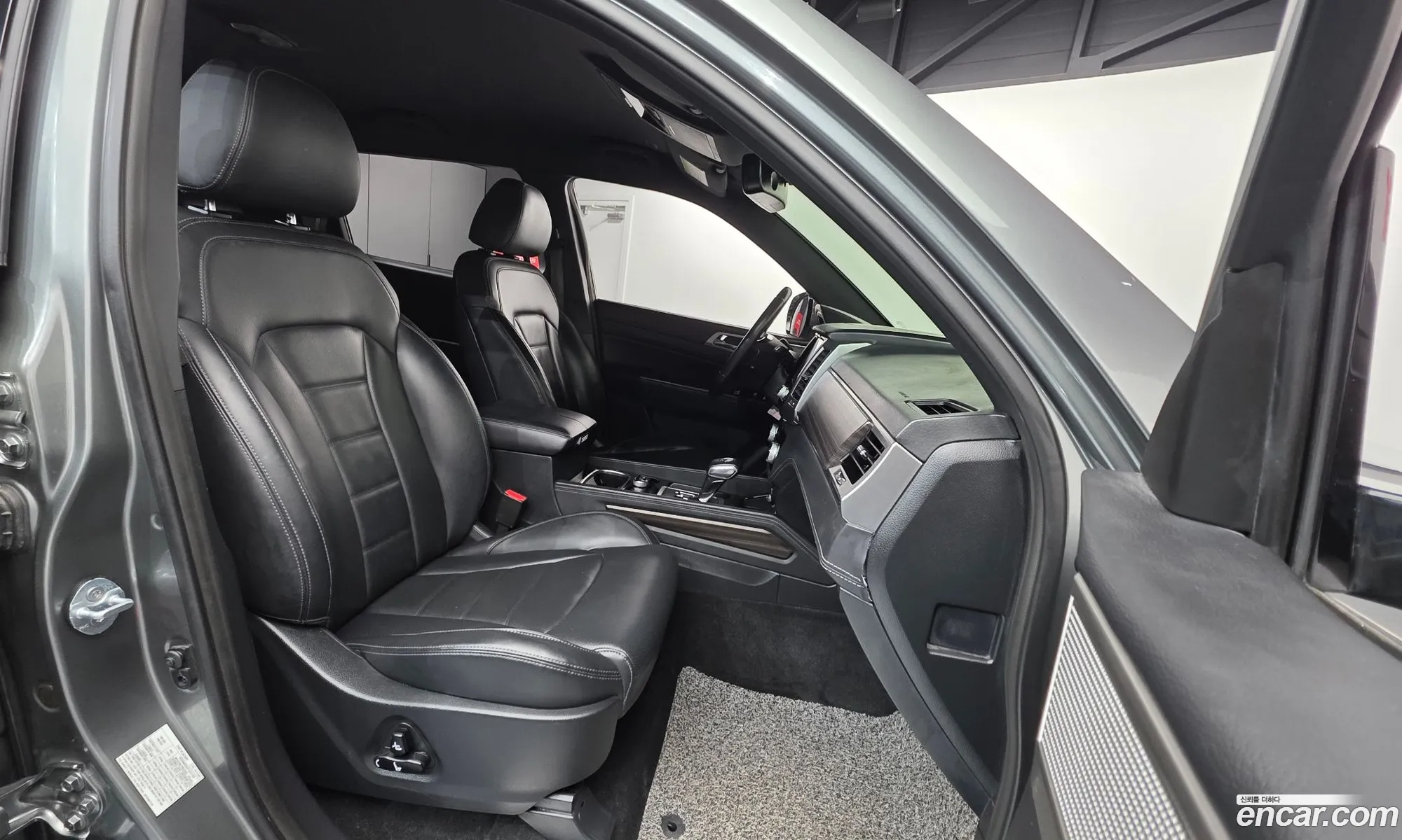 KG Mobility (SsangYong) G4 Rexton 2019 — 4