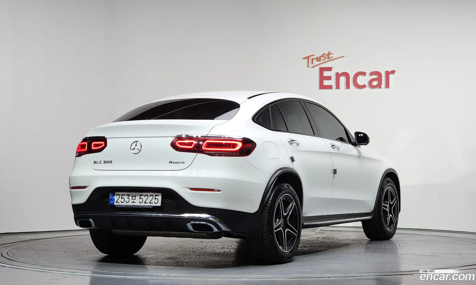 Mercedes-Benz GLC-Class X253 2023 — 10