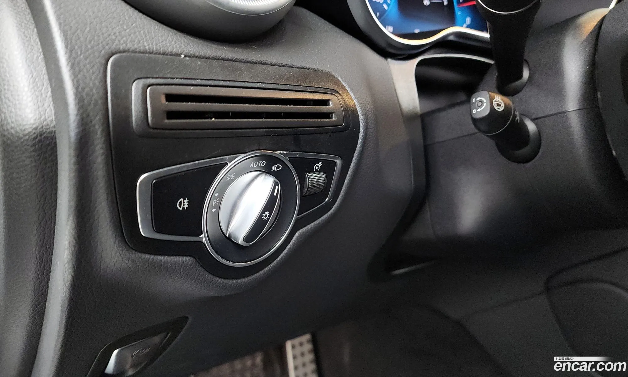Mercedes-Benz GLC-Class X253 2023 — 14