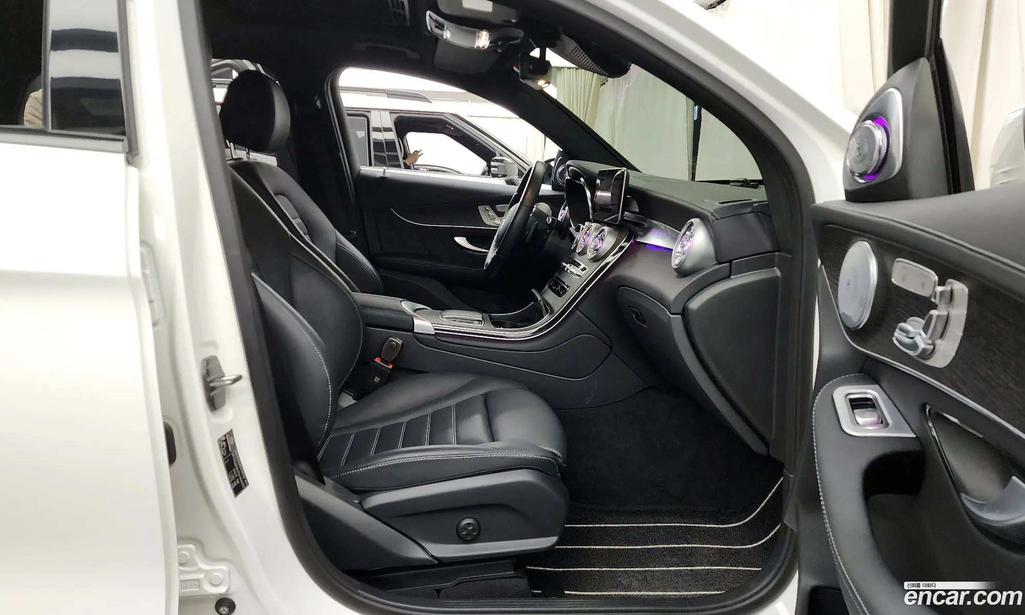 Mercedes-Benz GLC-Class X253 2023 — 19