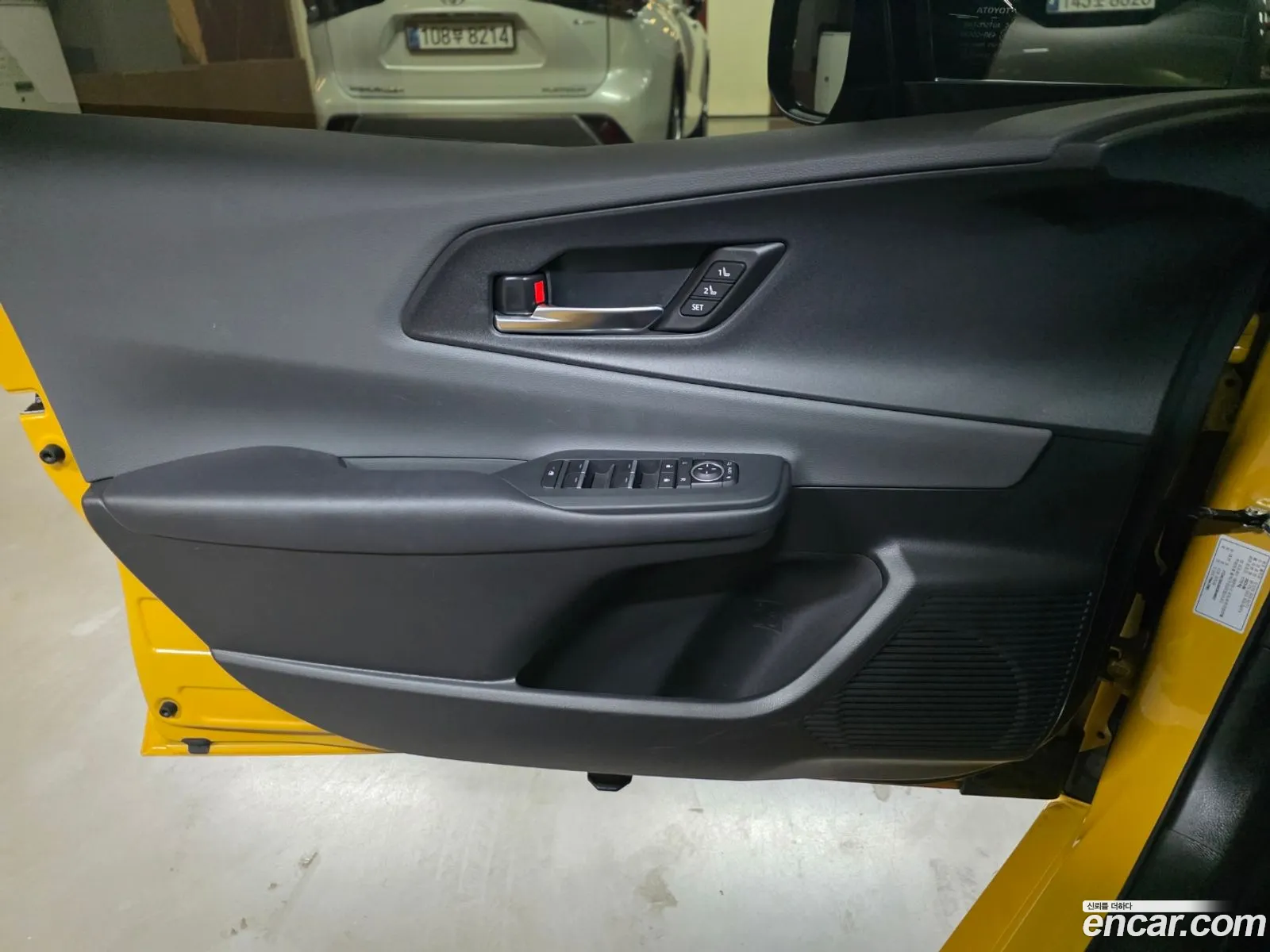 Toyota Prius 2023 — 3