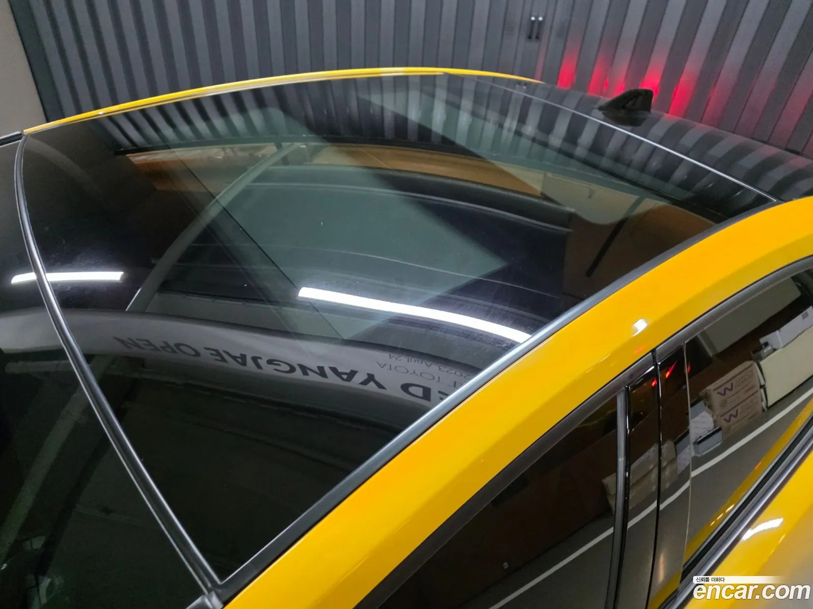 Toyota Prius 2023 — 19