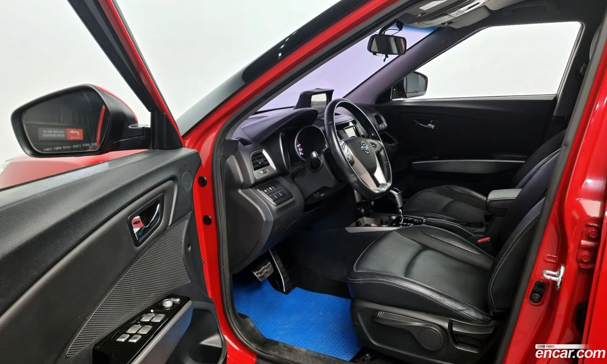 KG Mobility (SsangYong) Tivoli 2015 — 5