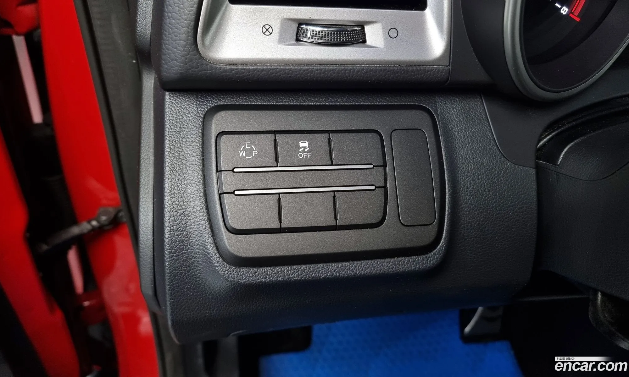 KG Mobility (SsangYong) Tivoli 2015 — 3