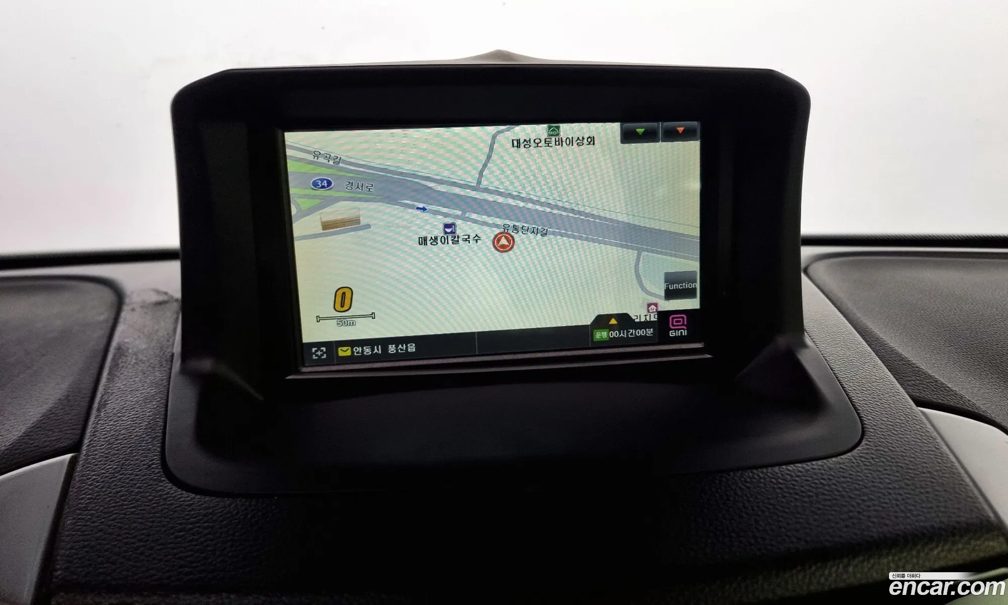 KG Mobility (SsangYong) Tivoli 2015 — 14