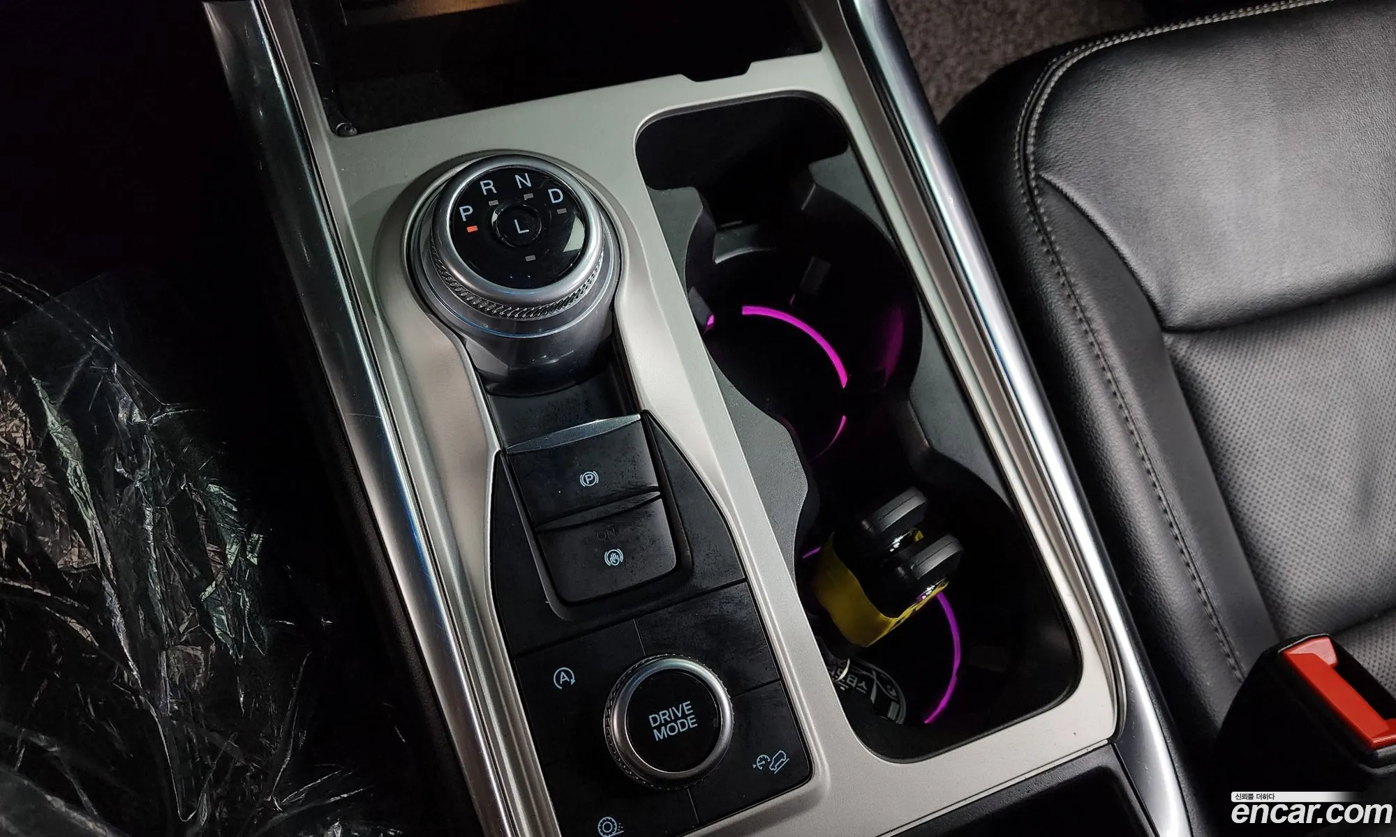 Ford Explorer 6th Gen 2021 — 18