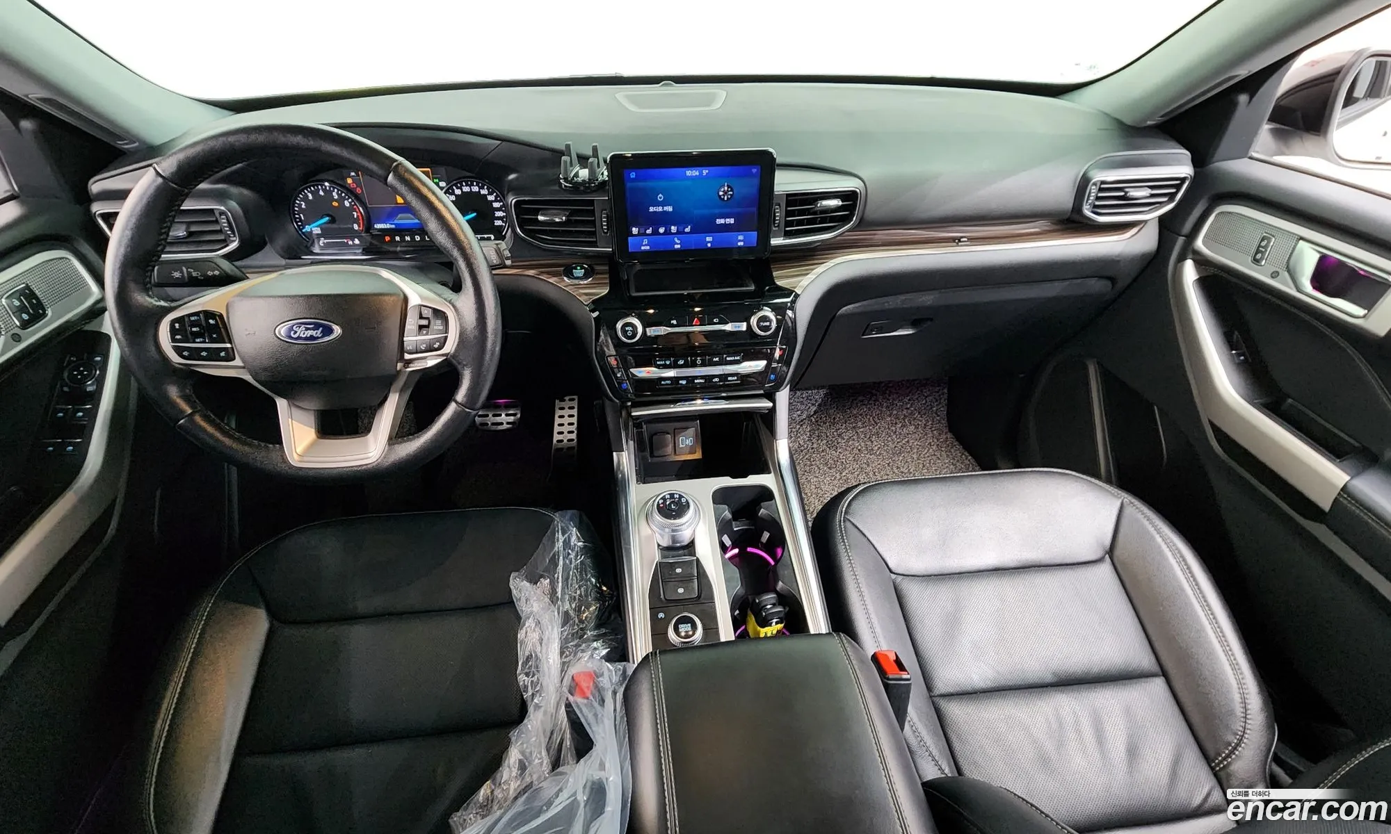 Ford Explorer 6th Gen 2021 — 4